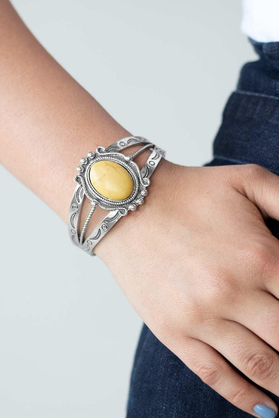 Paparazzi Bracelets - Very Terra-torial - Yellow