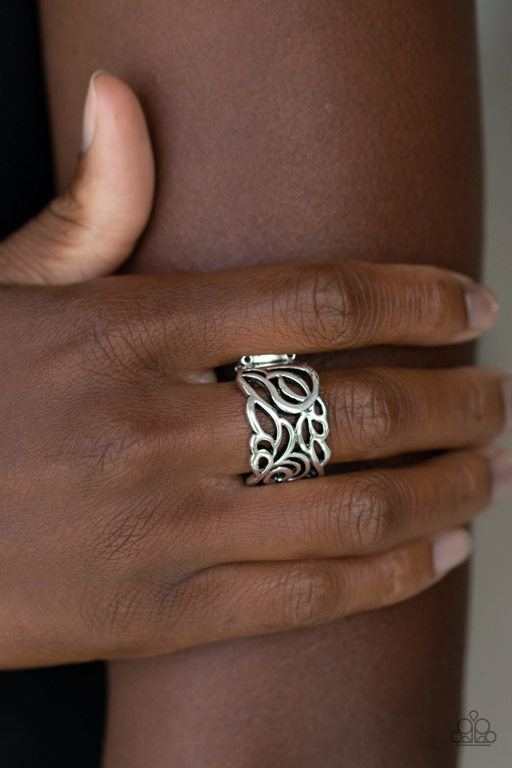 Paparazzi Rings - Ivy Leaguer - Silver