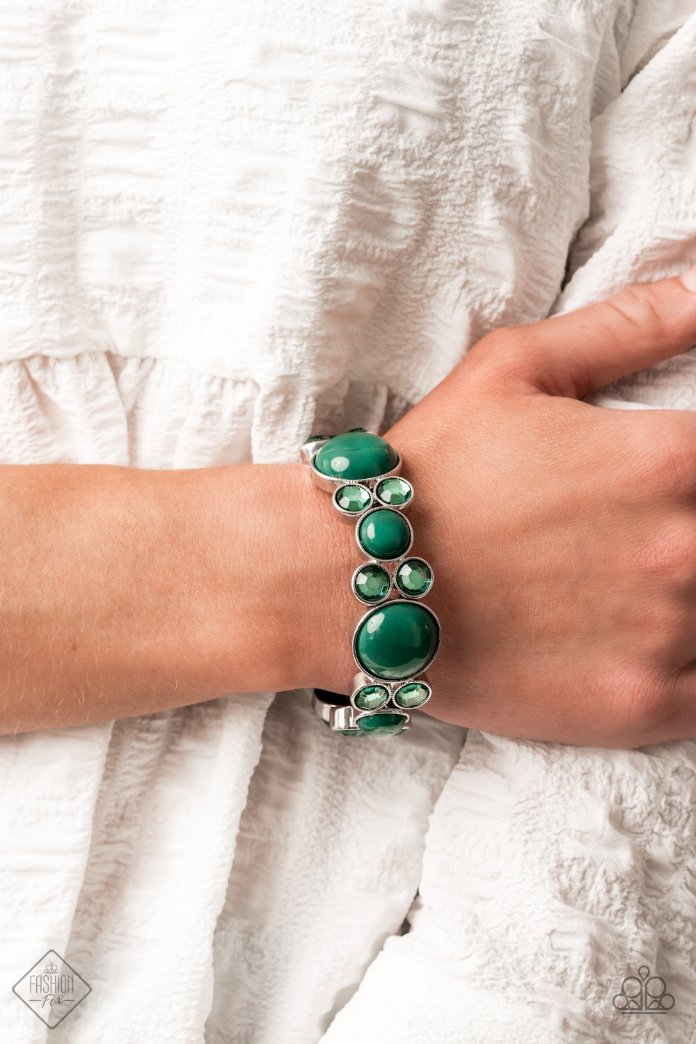 Paparazzi Bracelets - Celestial Escape - Green