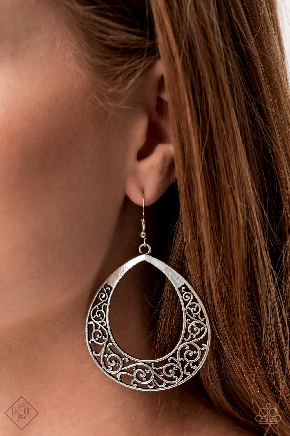 Paparazzi Earrings - Vineyard Venture - Silver
