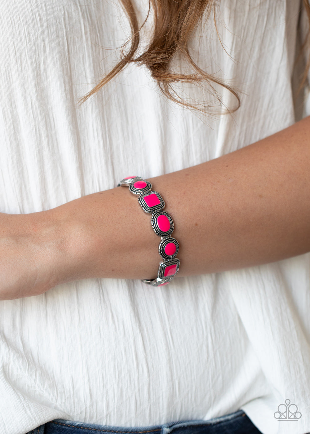 Paparazzi Bracelets - Vividly Vintage - Pink