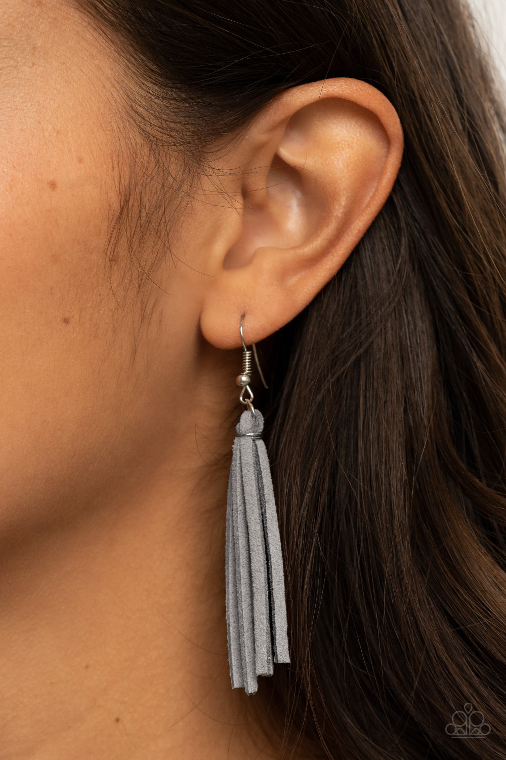 Hold My Tassel - Silver - Paparazzi Necklaces