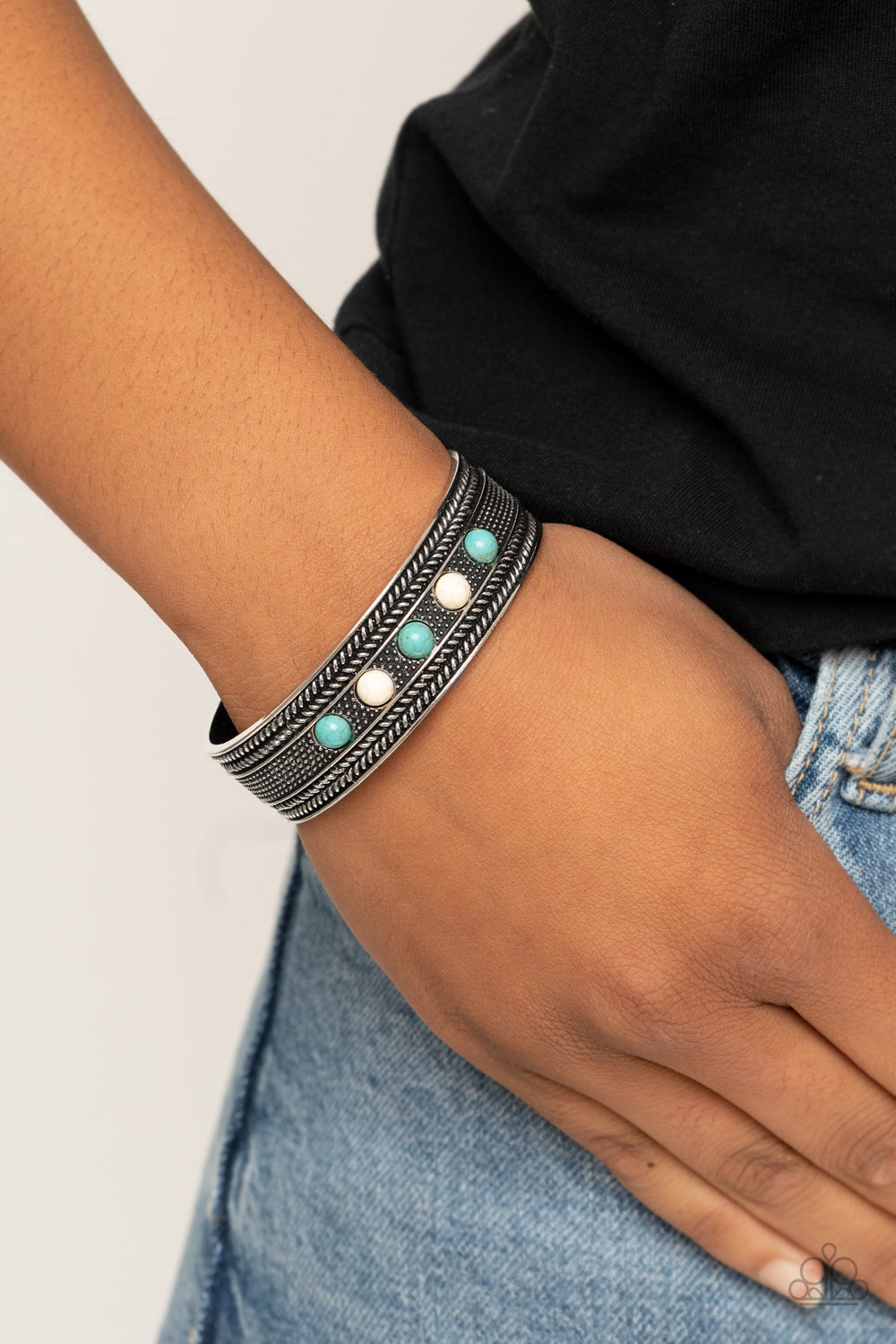 Paparazzi Bracelets - Quarry Quake - Blue cuff