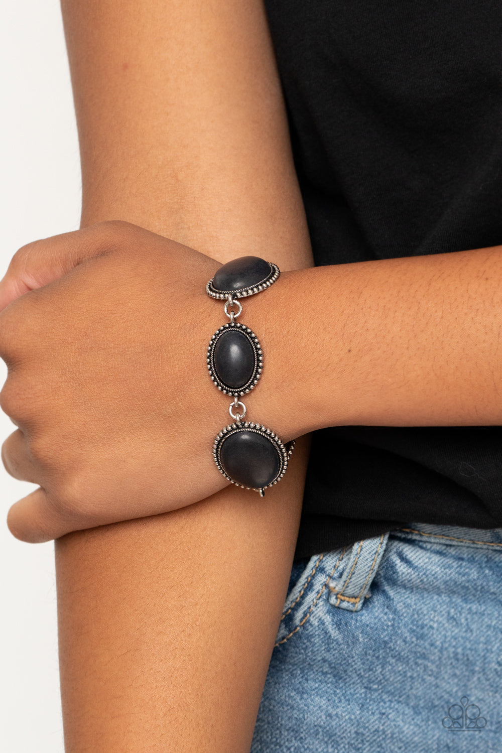Paparazzi Bracelets - River View - Black