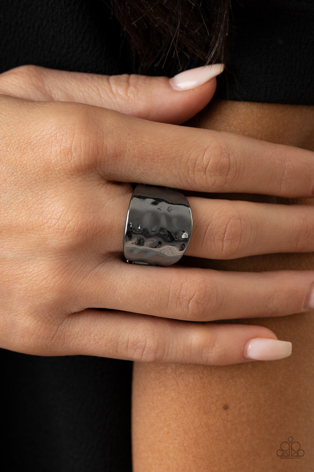 Paparazzi Rings - Check Your Reflection - Black