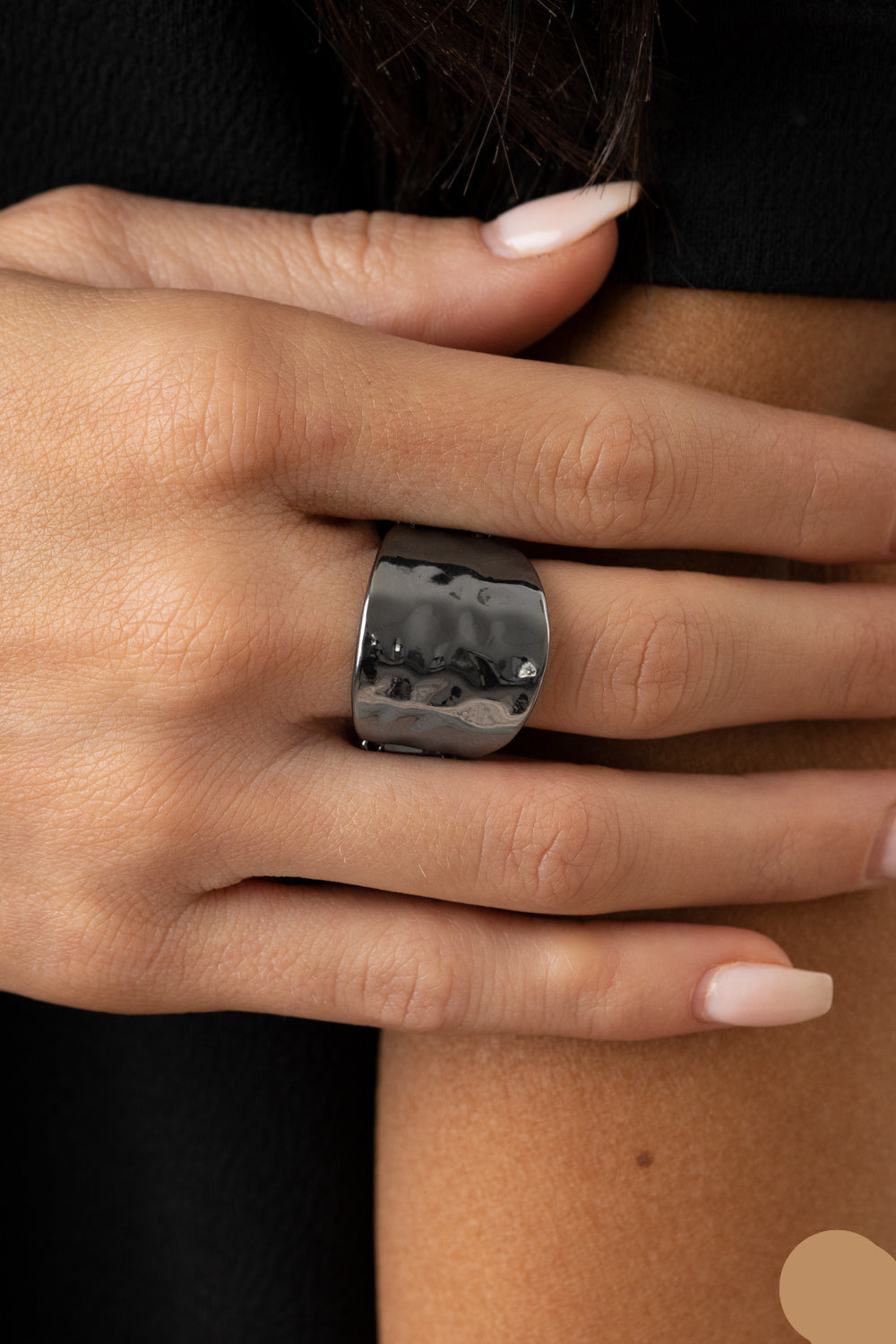 Paparazzi Rings - Check Your Reflection - Black - R404