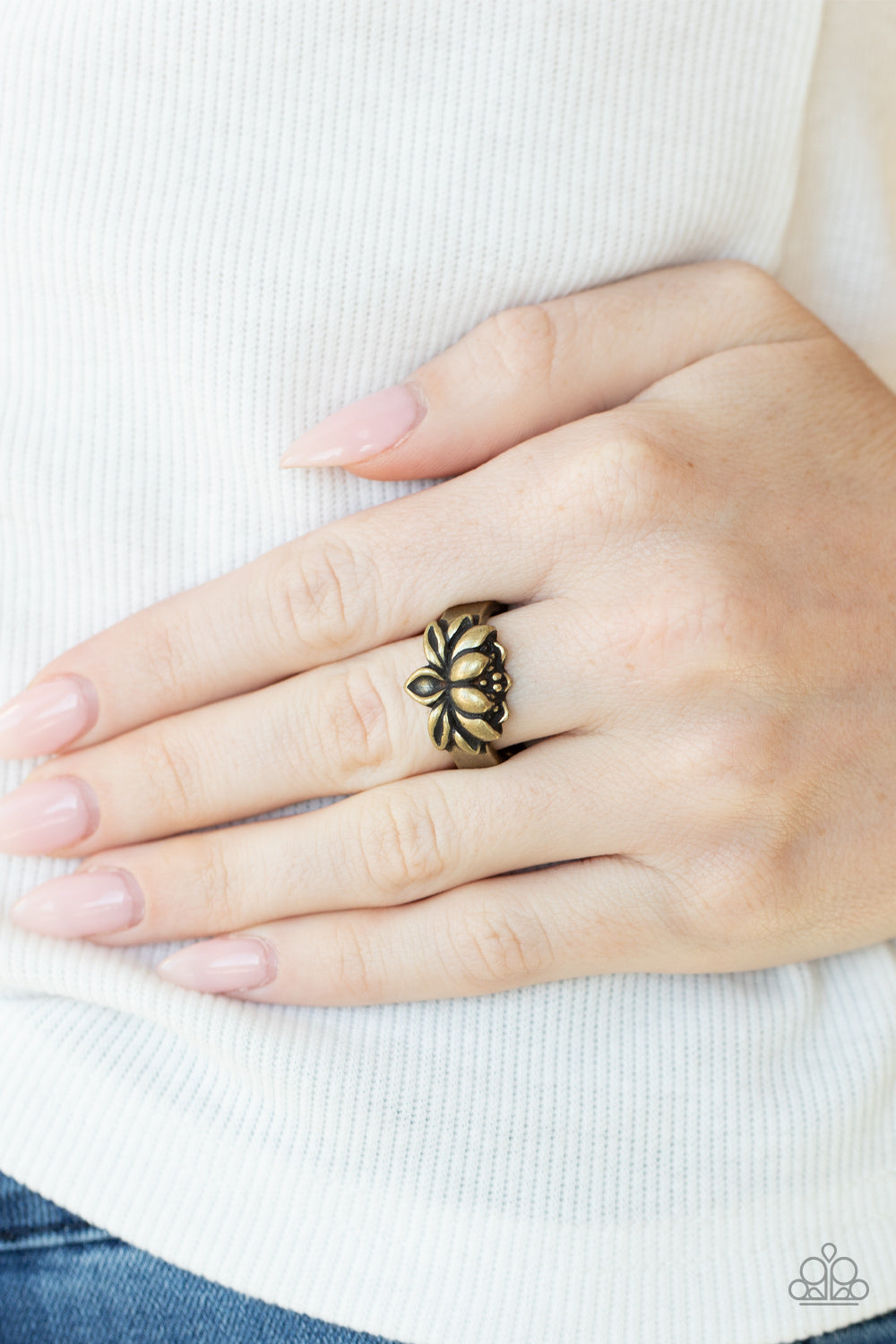 Paparazzi Rings - Lotus Crowns - Brass