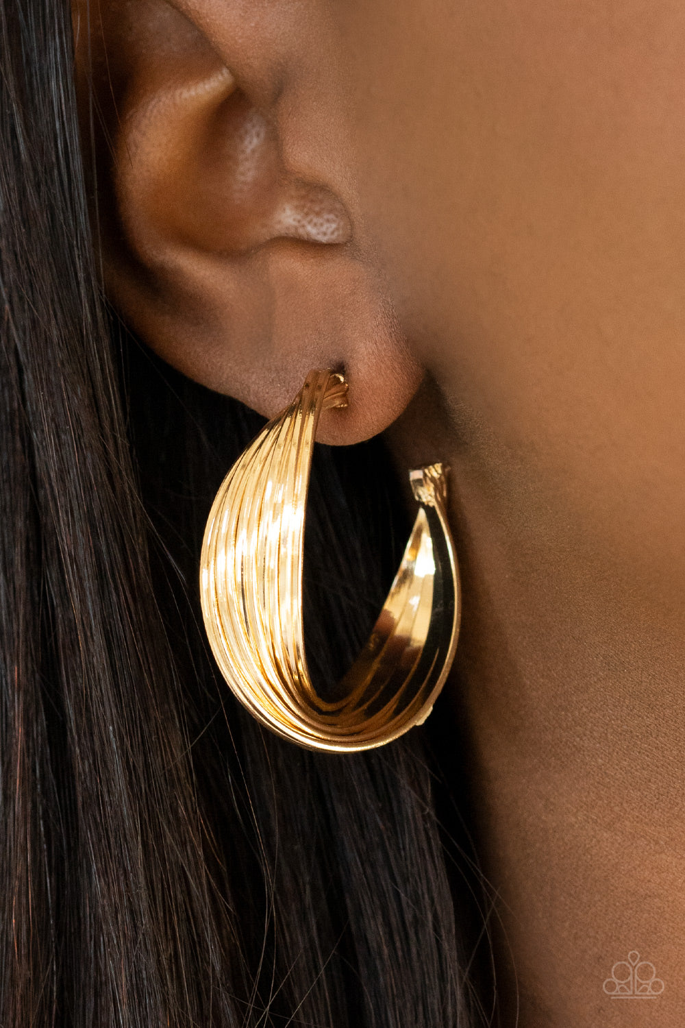 Paparazzi Earrings - Curves In All The Right Places - Gold