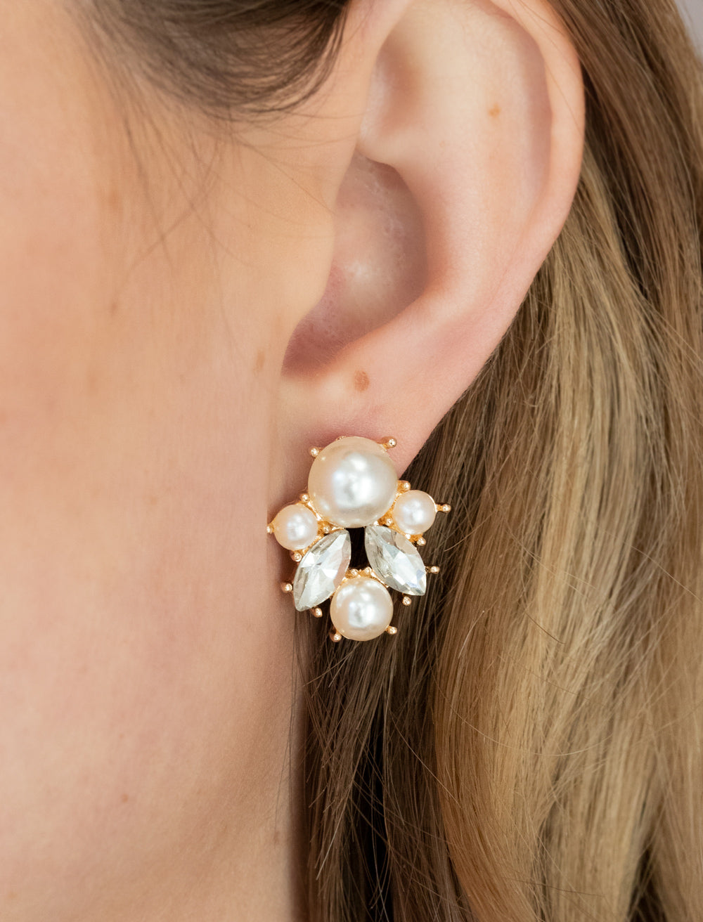 Paparazzi Earrings - Royal Reverie - Gold