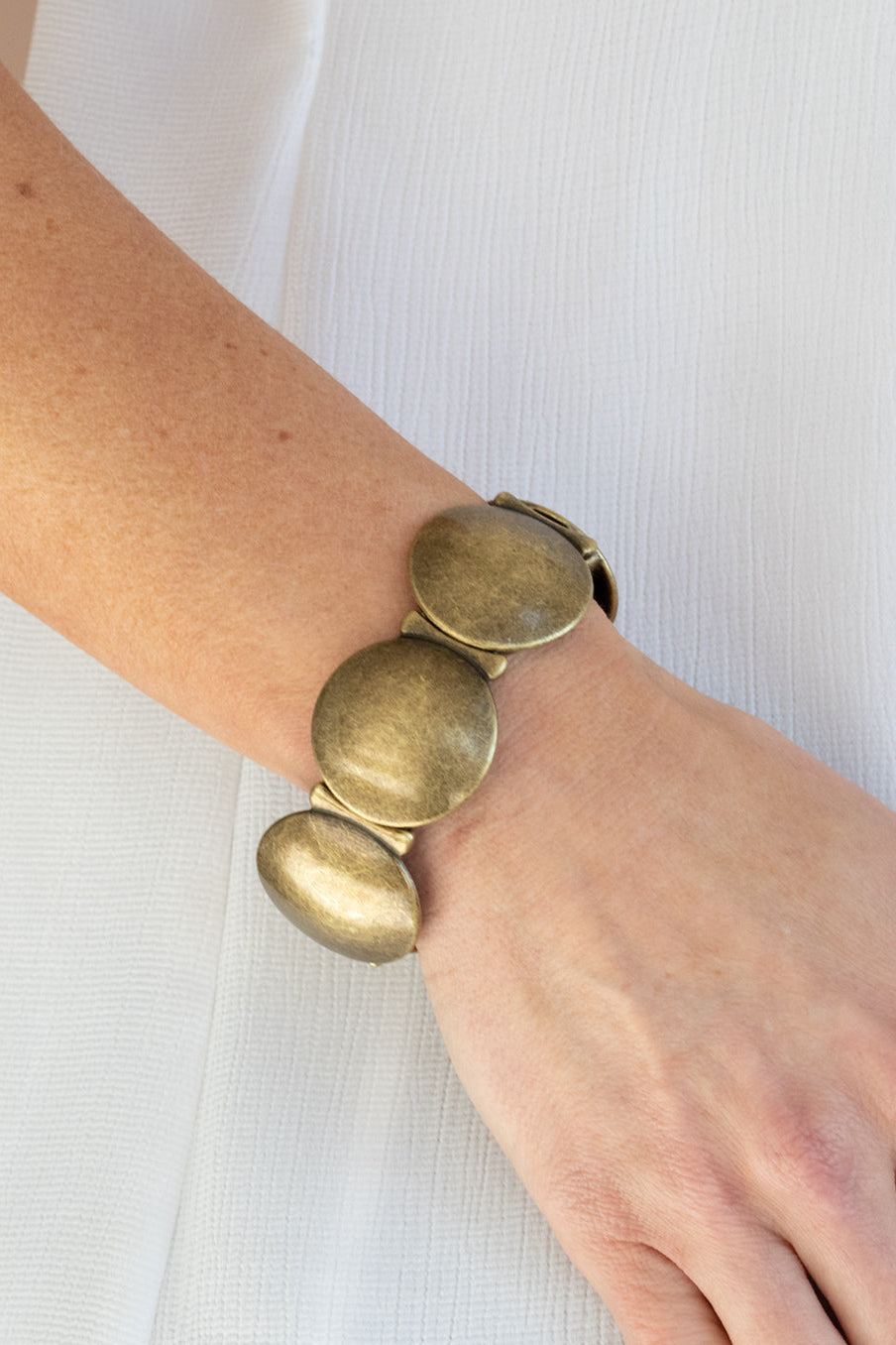 Paparazzi Bracelets - Going, Going, Gong! - Brass