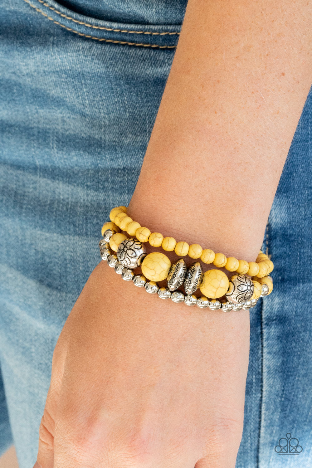 Paparazzi Bracelets - Desert Blossom - Yellow