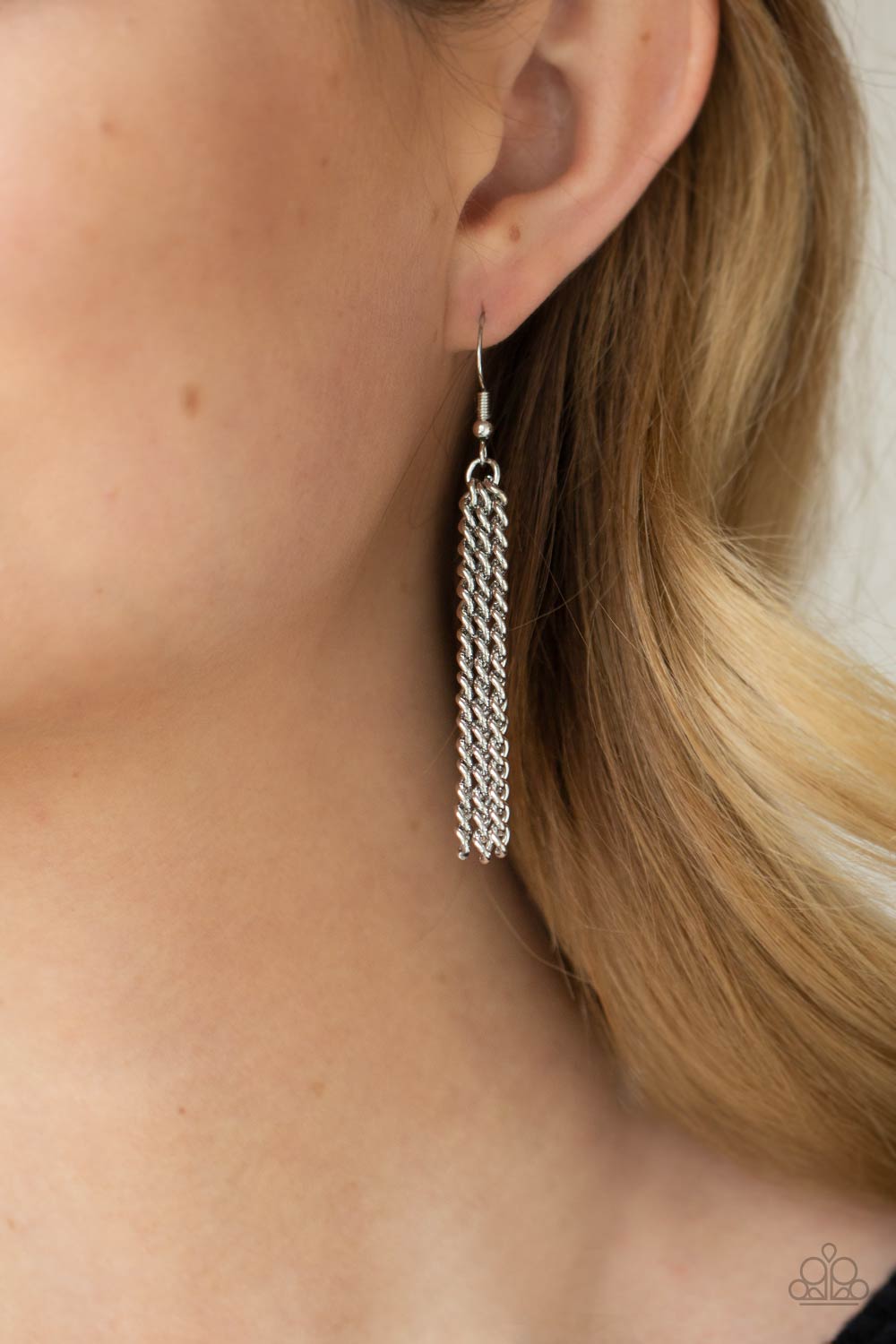 Paparazzi Necklaces - Metro Mirage - Silver