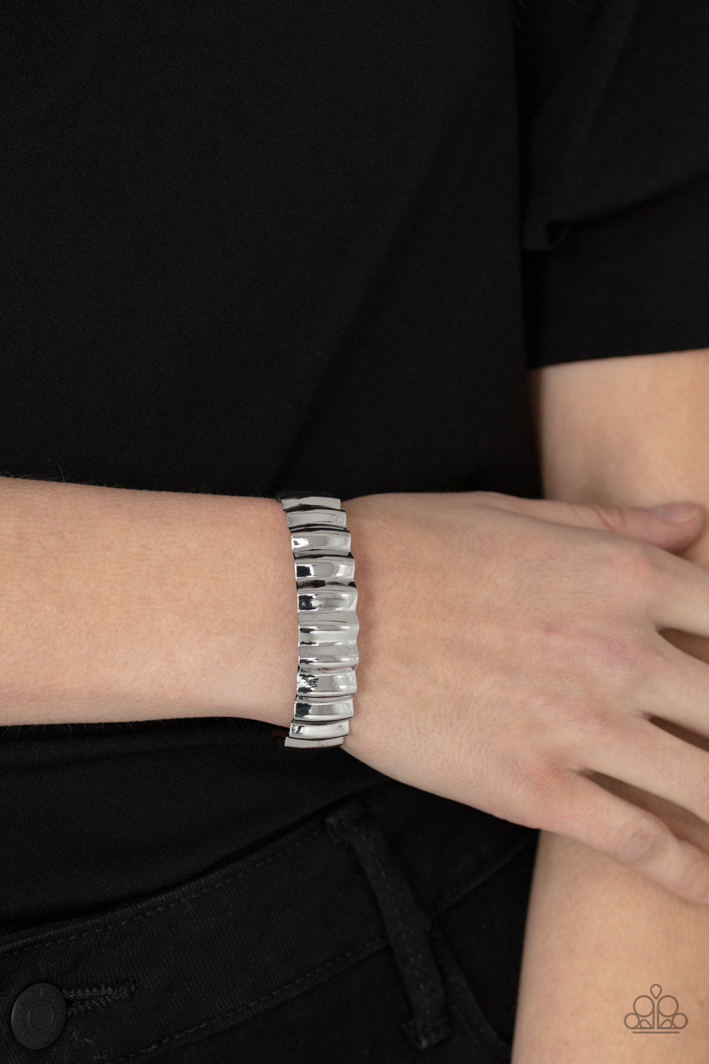 Paparazzi Bracelets - Across The Heir Waves - Silver