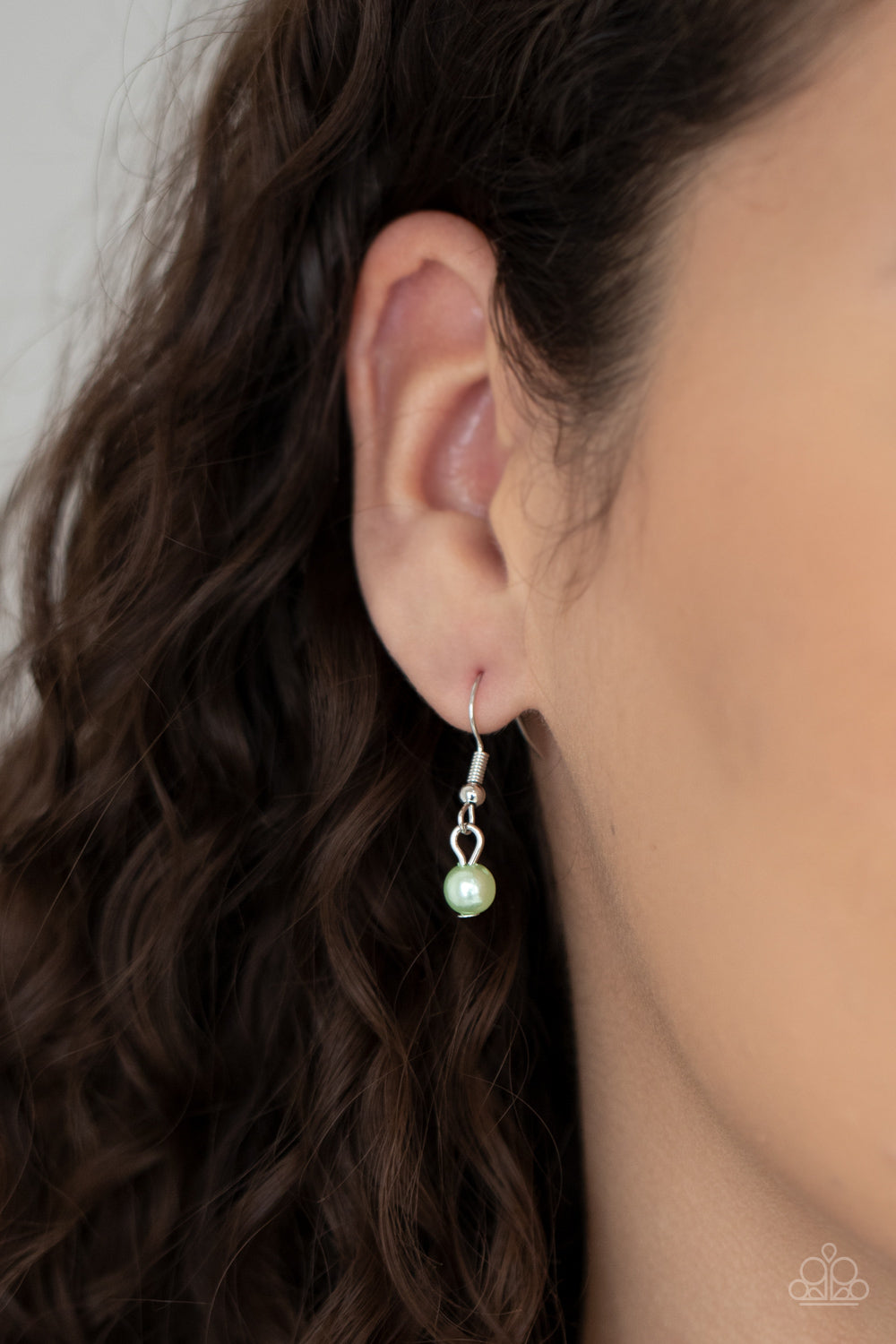 Paparazzi Necklaces - Let The Record Glow - Green
