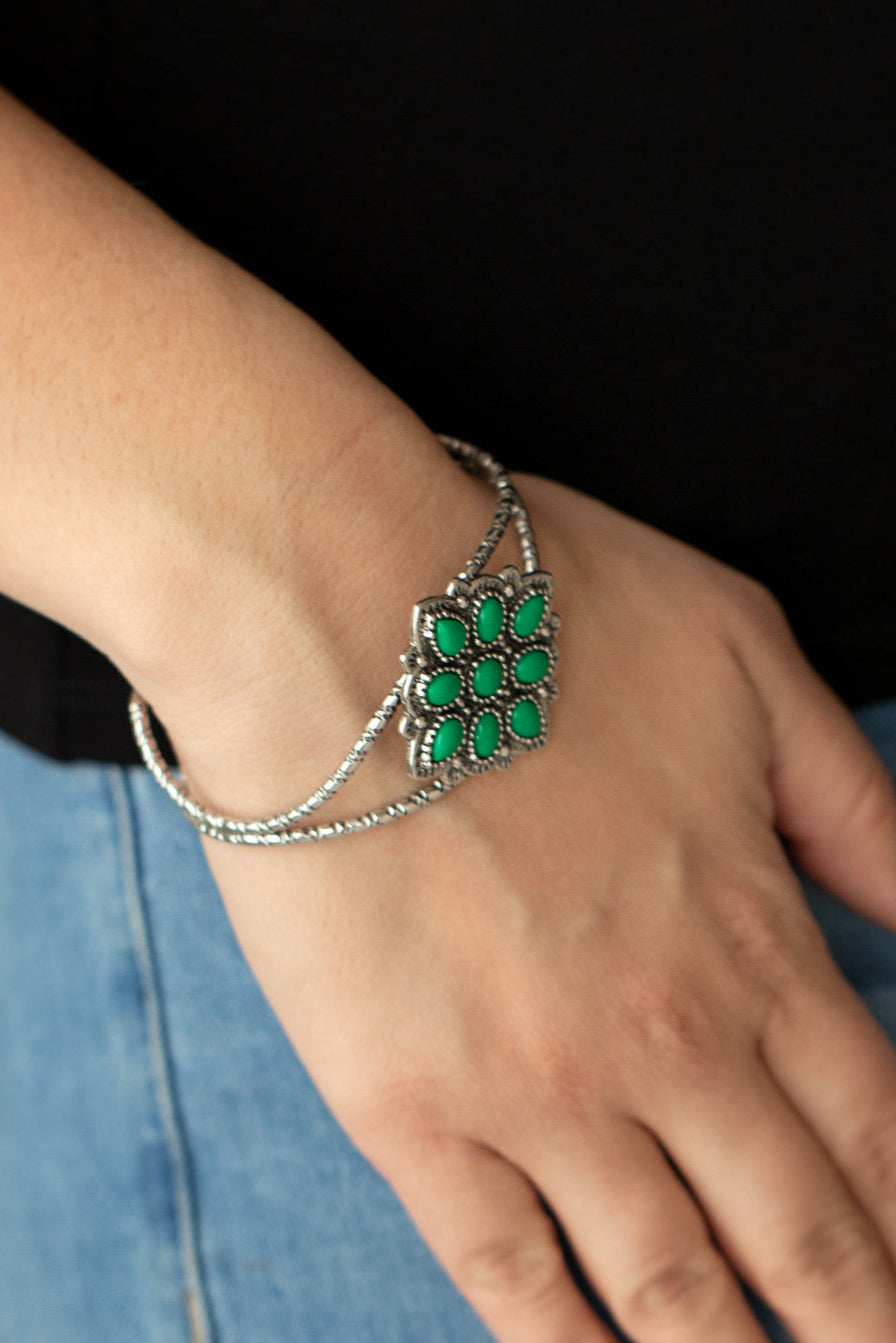 Paparazzi Bracelets - Happily Ever APPLIQUE - Green