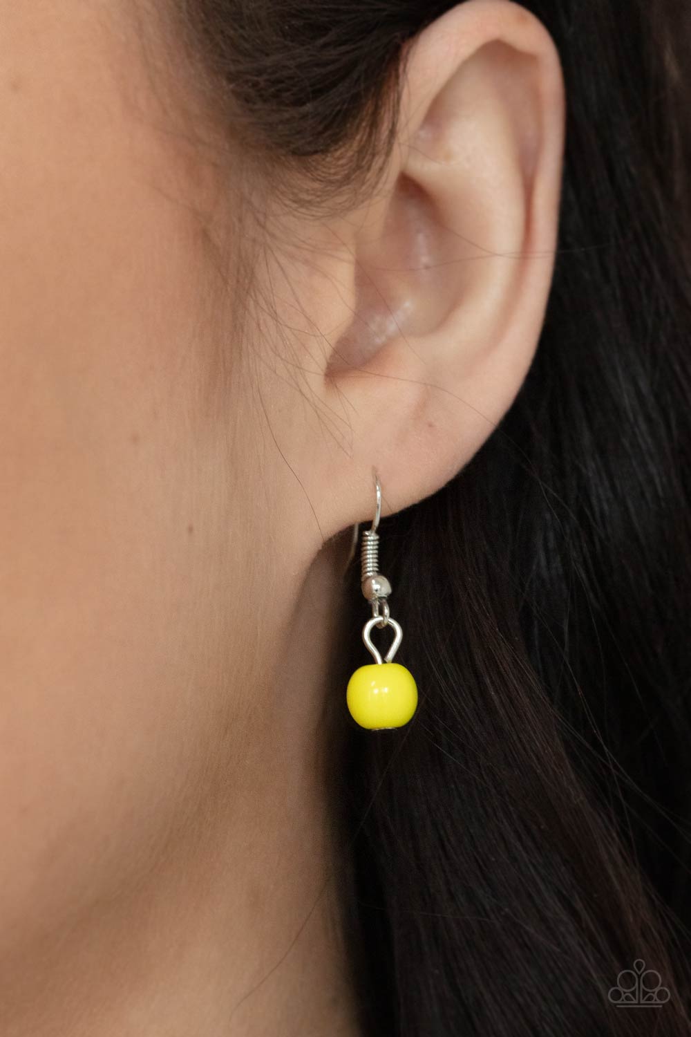 Paparazzi Necklaces - Icy Intimidation - Yellow