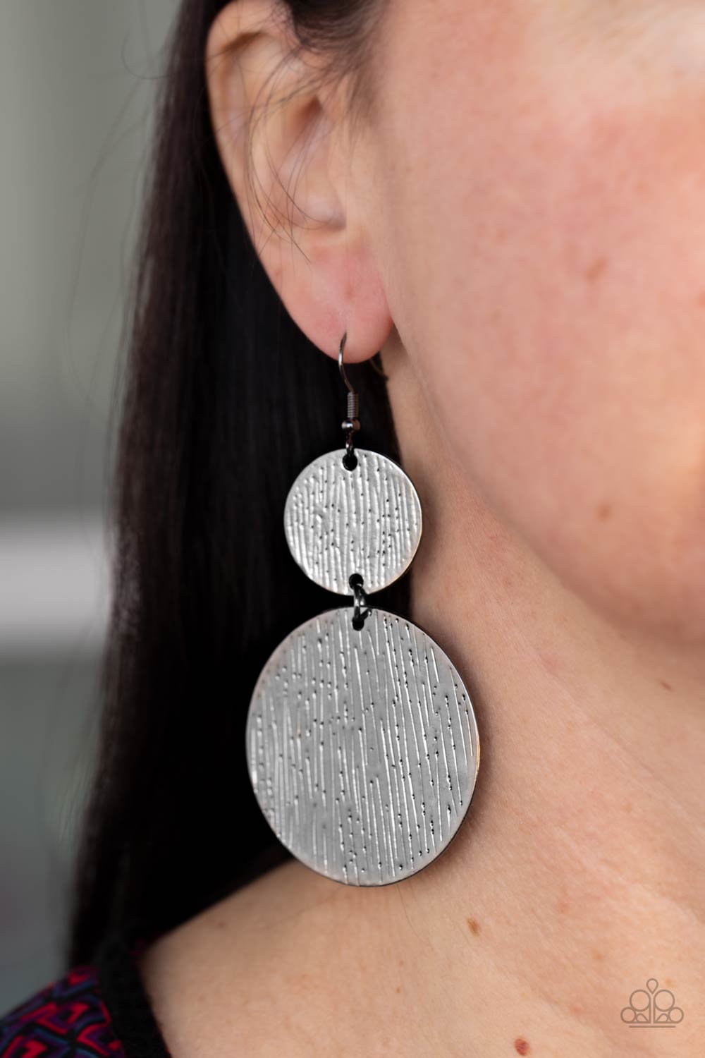 Paparazzi Earrings - Status Cymbal - Black