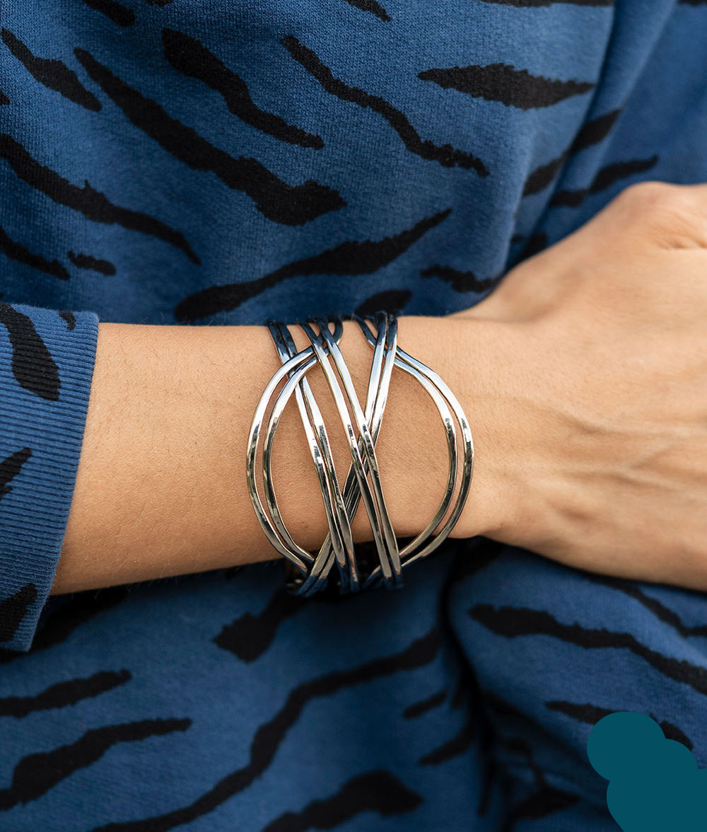 Paparazzi Bracelets - Hautely Hammered - Silver Cuff - Fashion Fix