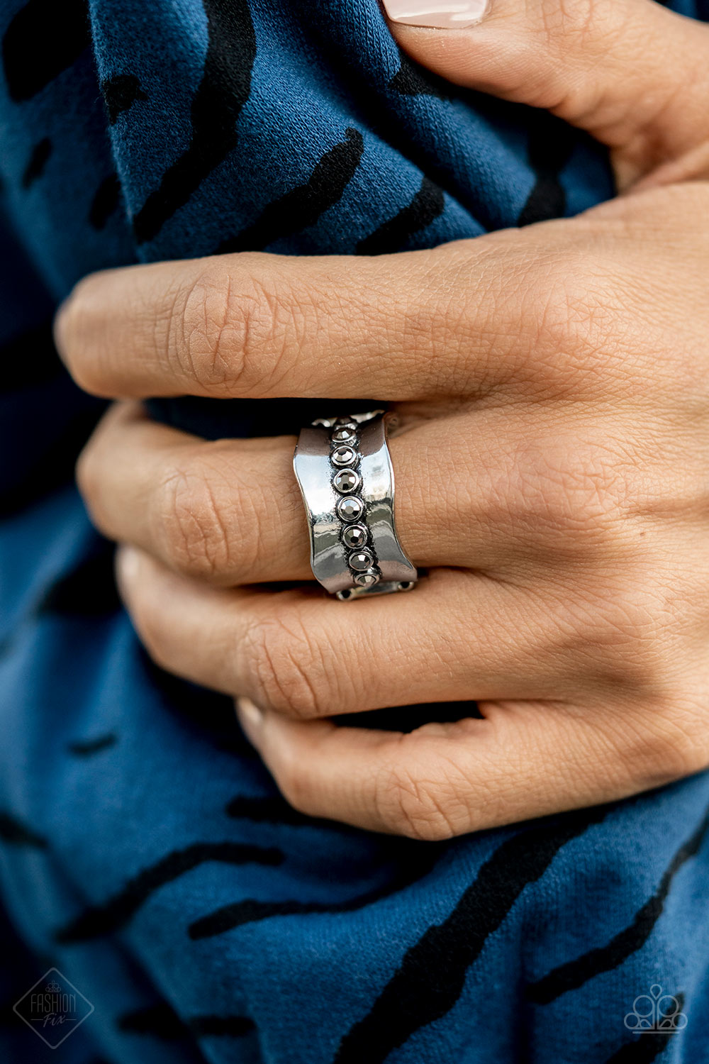 Paparazzi Rings - Scintillating Smolder - Silver - Fashion Fix Magnificent Musings