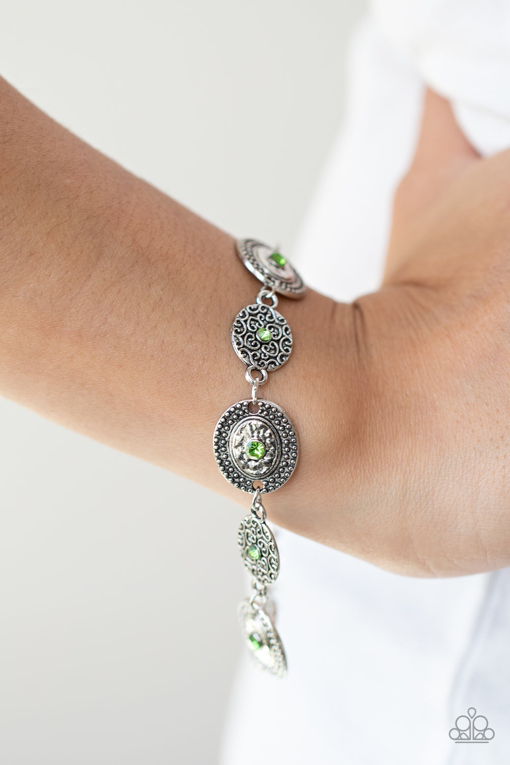 Paparazzi Bracelets - Secret Garden Glamour - Green