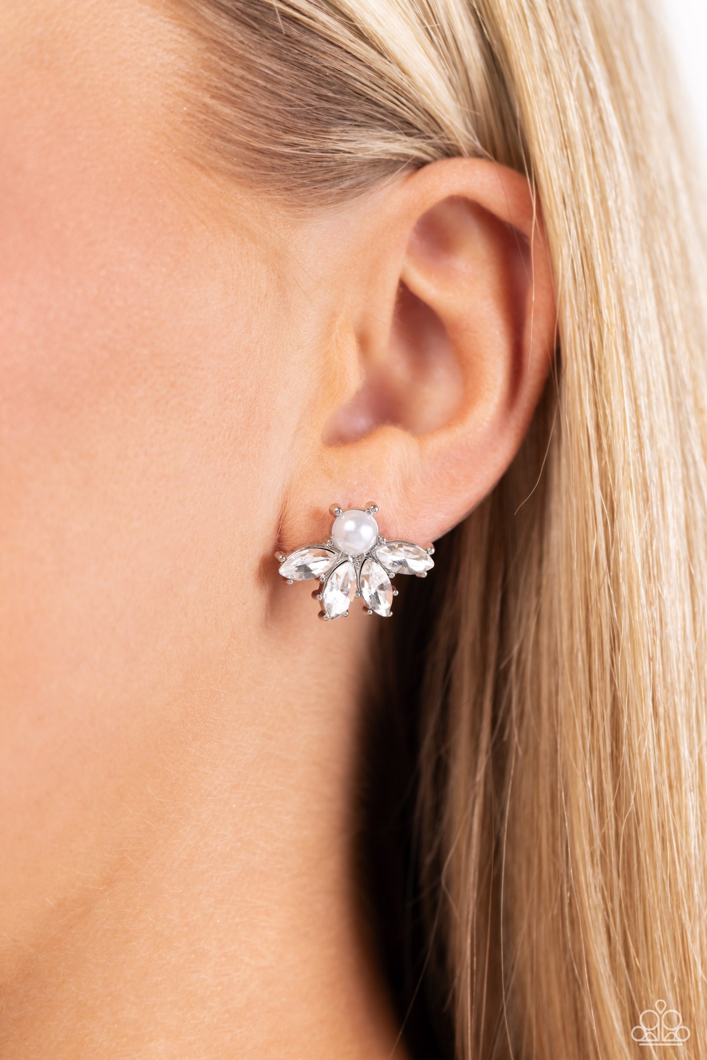 Paparazzi Earrings - Stellar Showcase - White