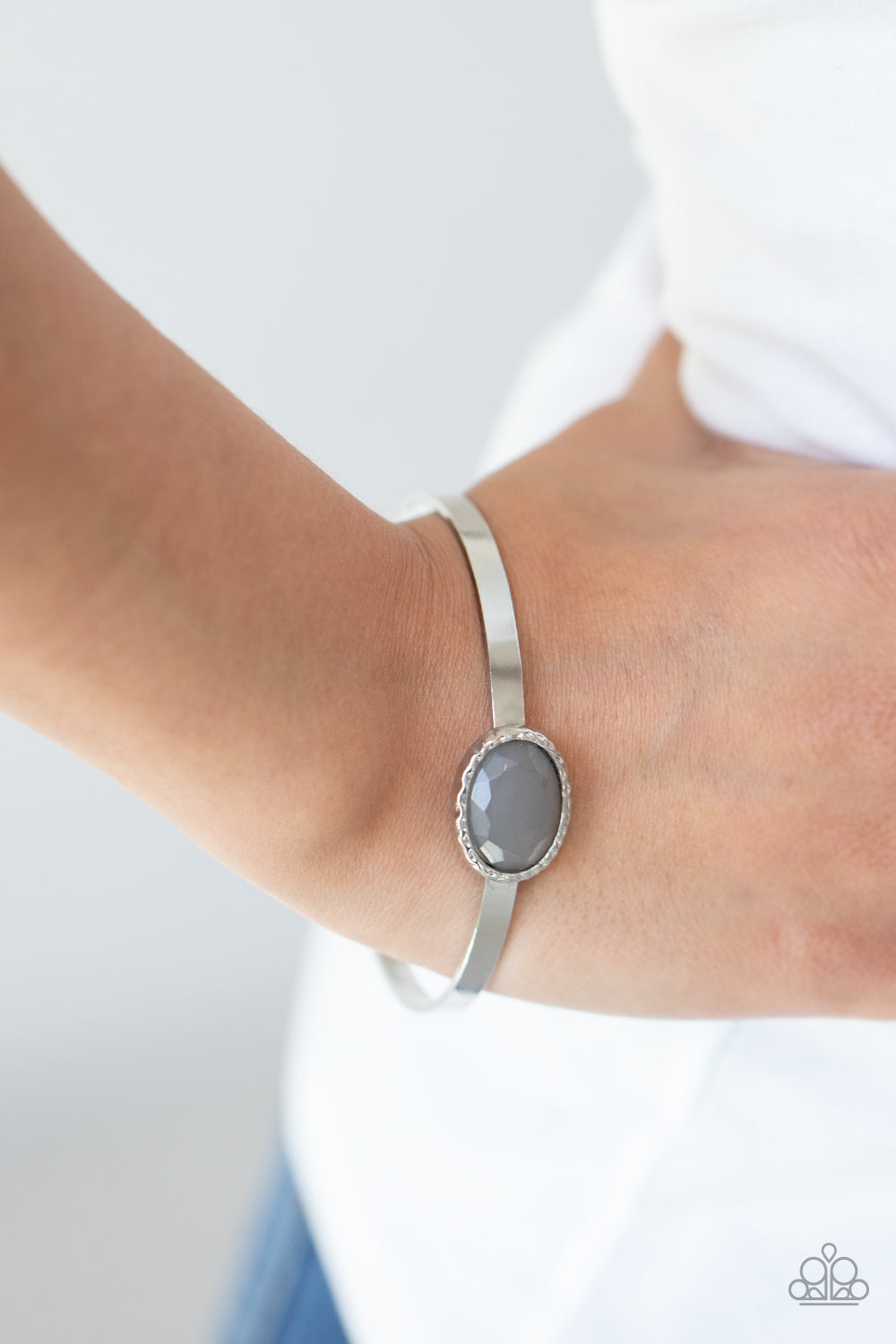 Paparazzi Bracelets - Misty Meadow - Silver