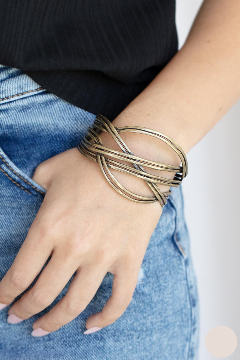 Paparazzi Bracelets - Hautely Hammered - Brass