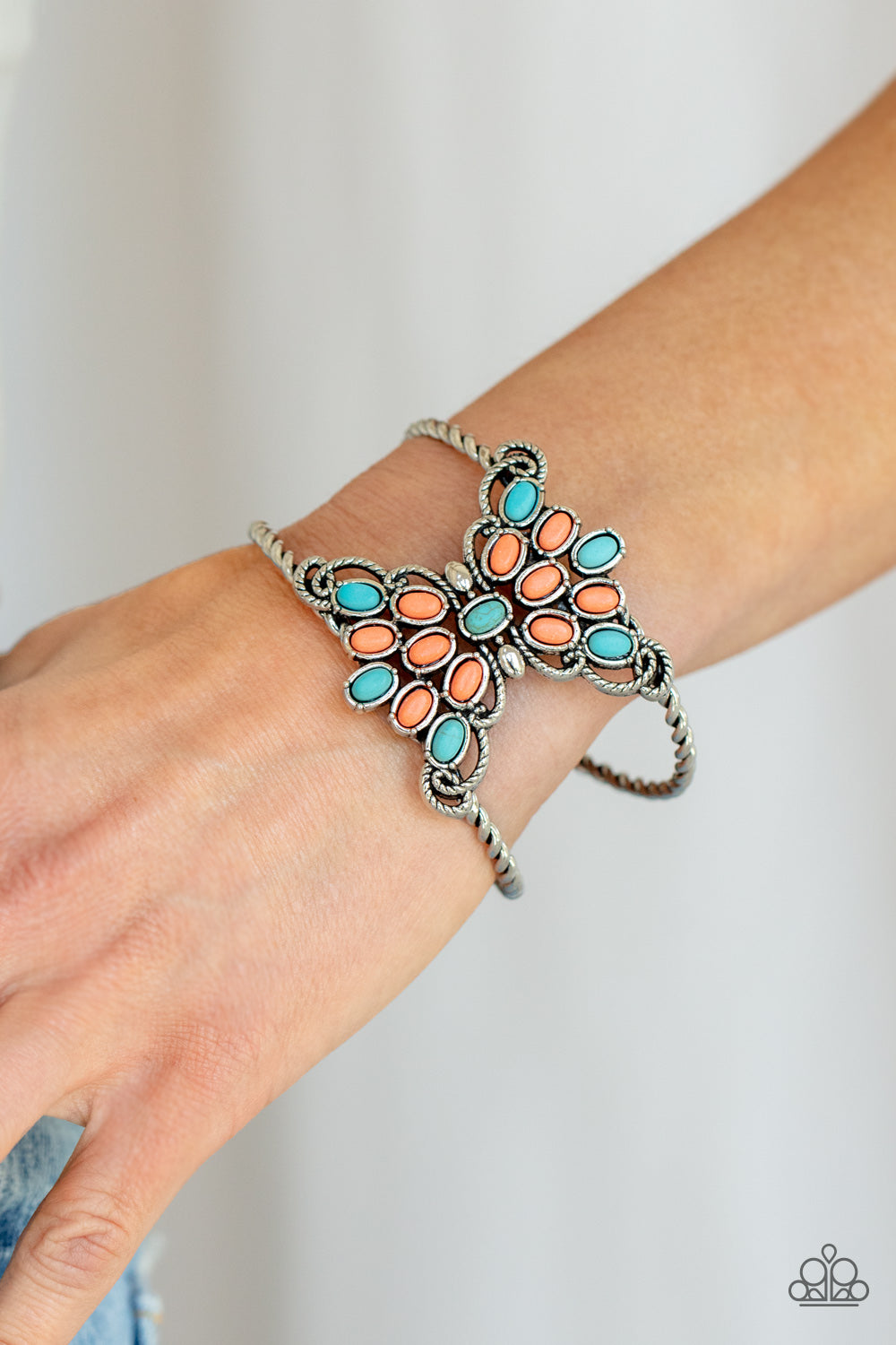 Paparazzi Bracelets - Pleasantly Plains - Multi