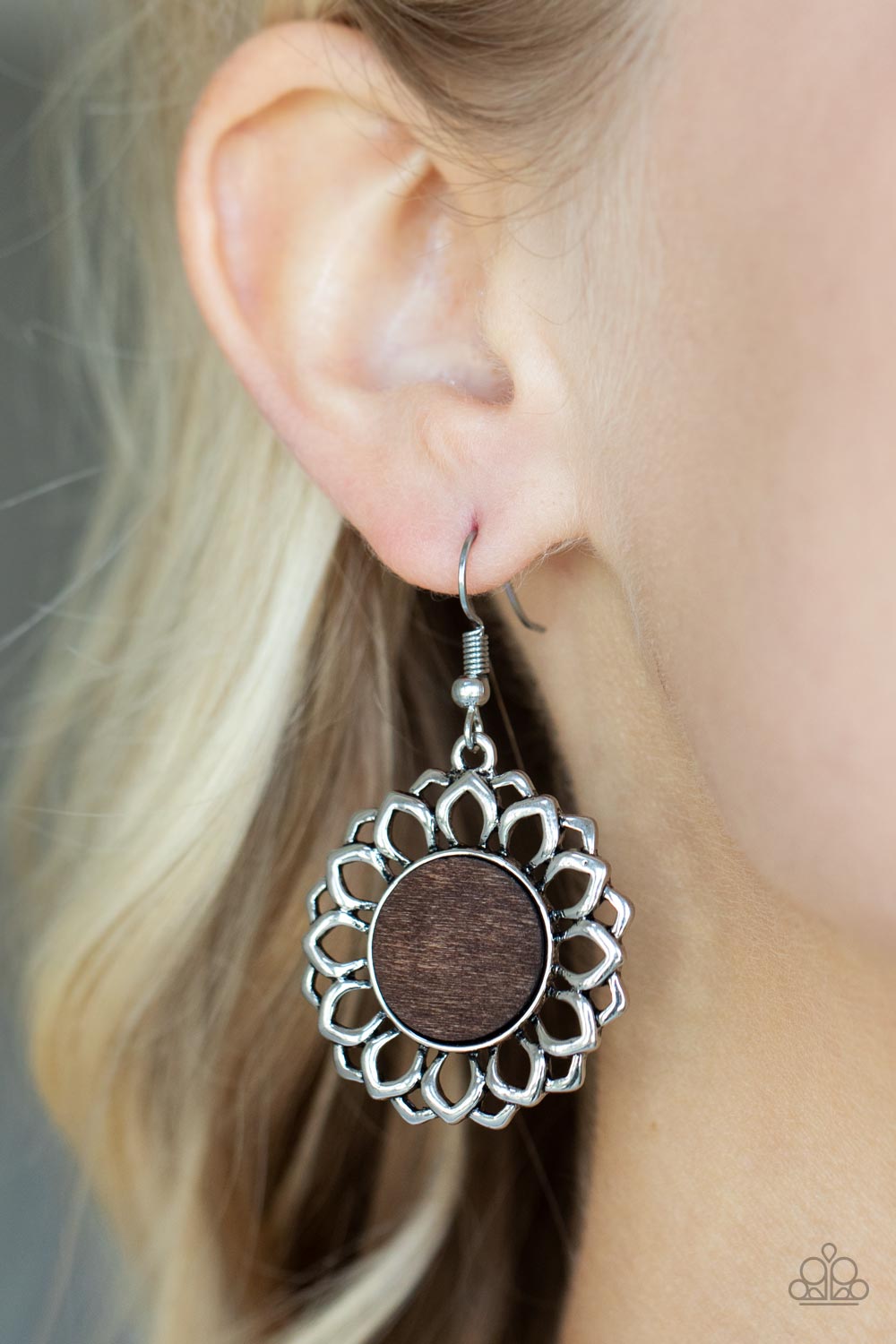 Paparazzi Earrings - Farmhouse Fashionista - Brown