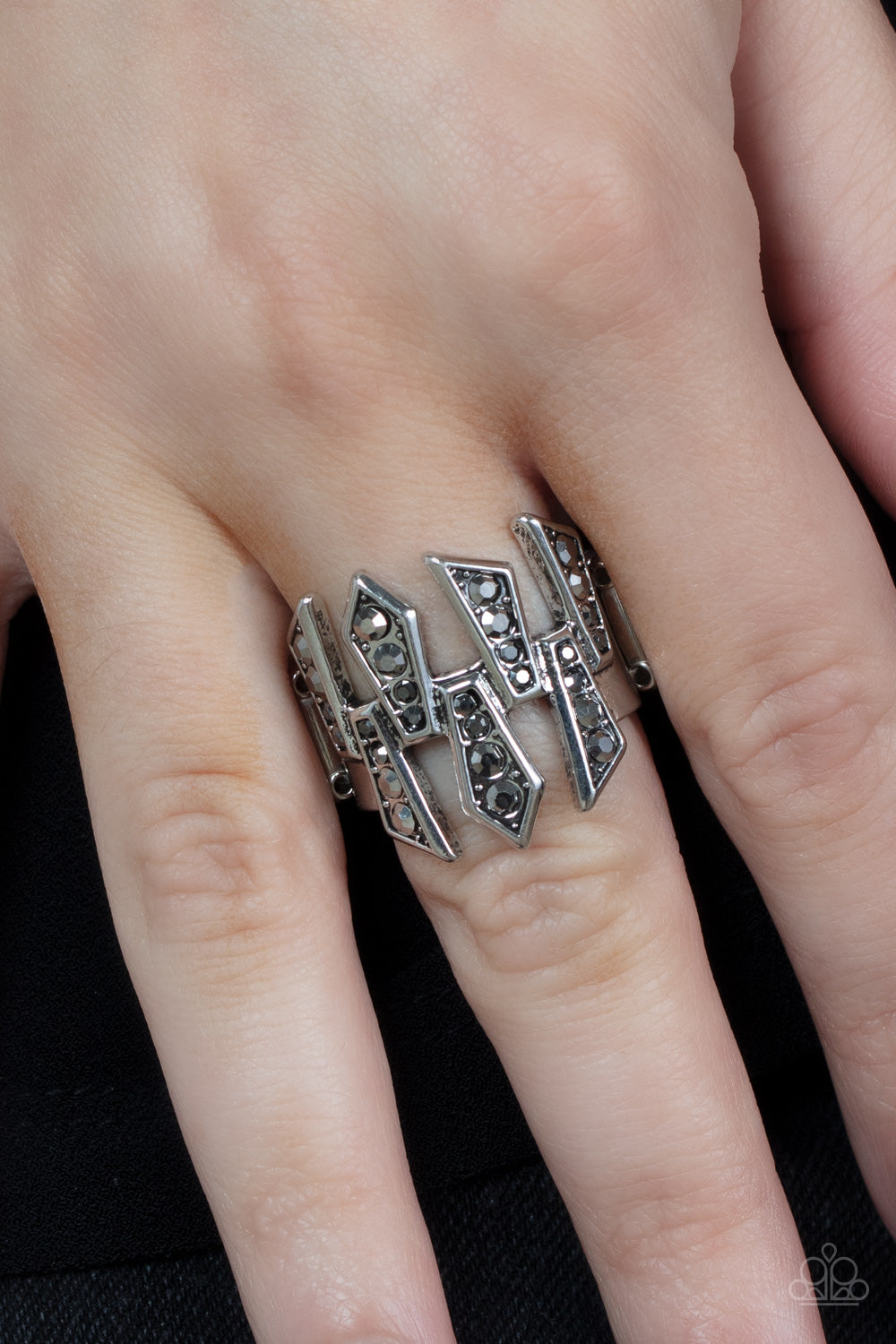 Paparazzi Rings - Juxtaposed Jewels - Silver