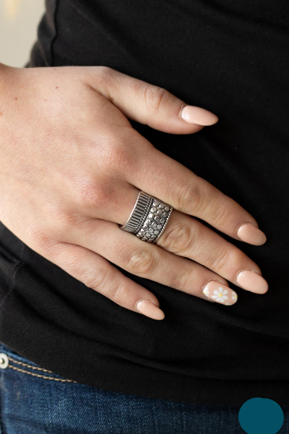 Paparazzi Rings - Tenacious Texture - Silver