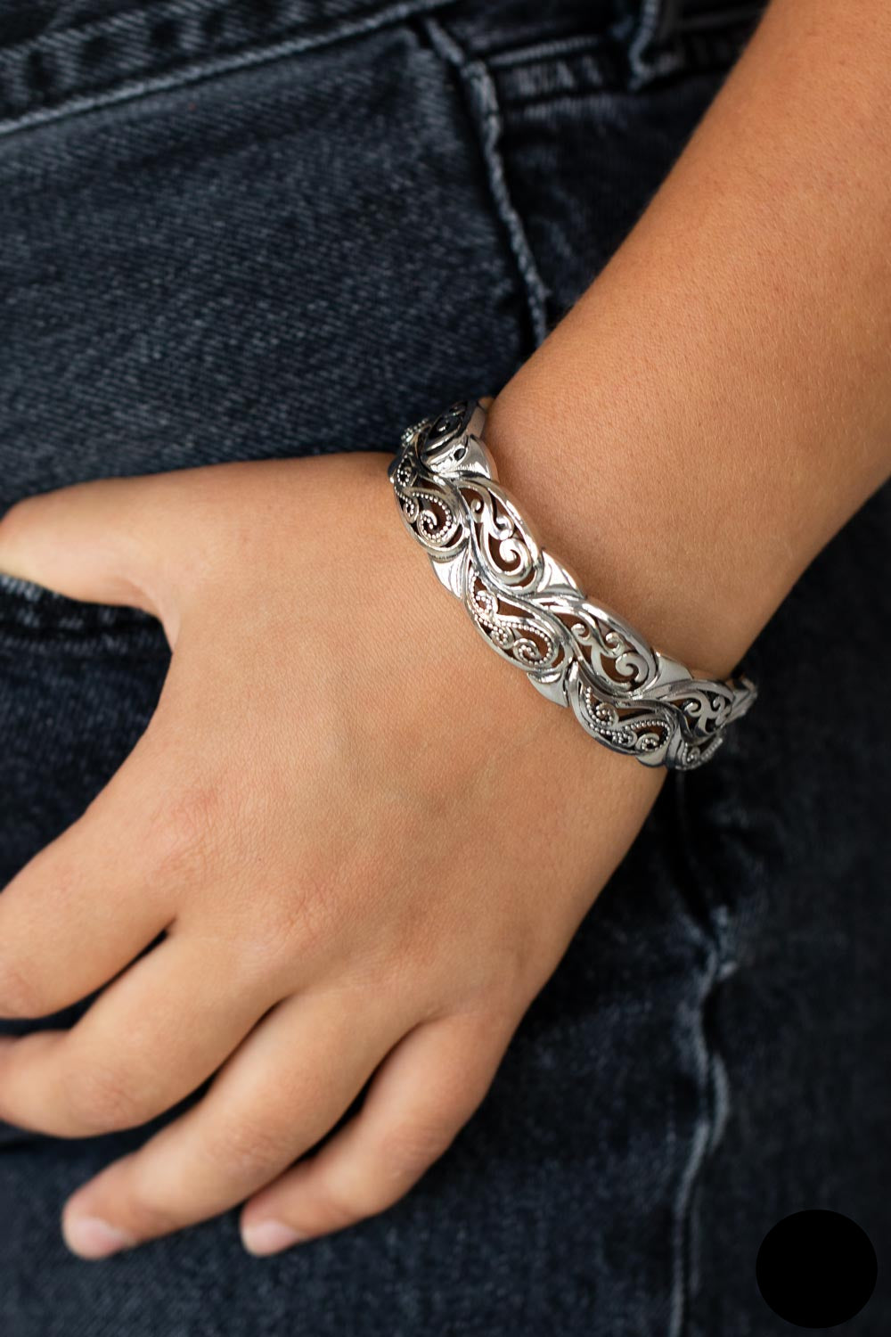 Paparazzi Bracelets - Paisley Portico - Silver
