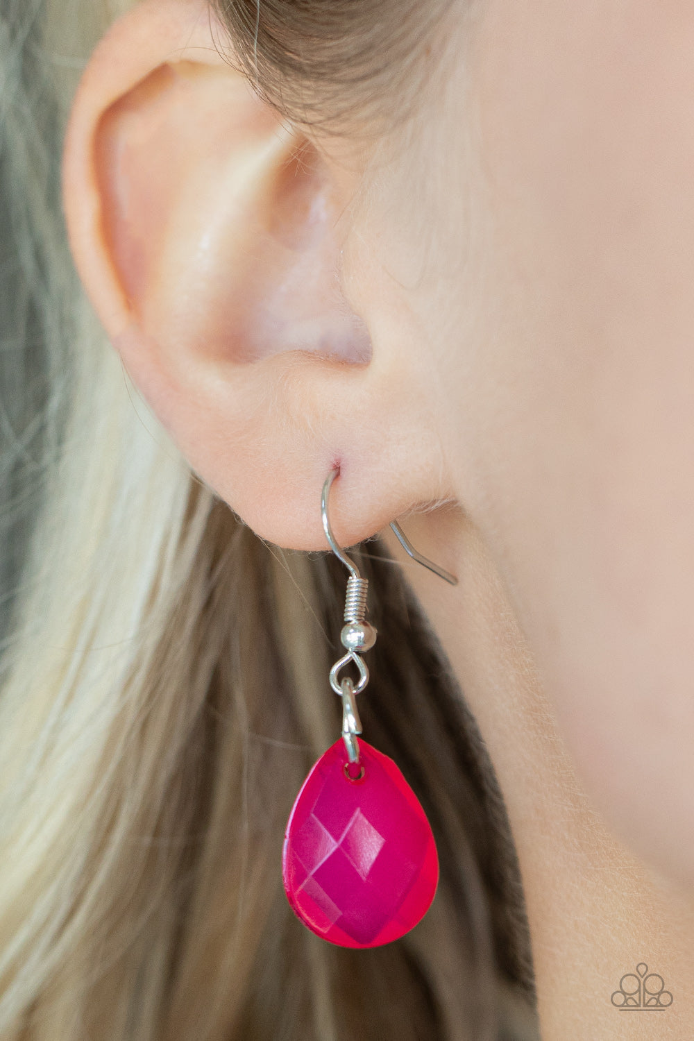 Paparazzi Necklaces - Front Row Flamboyance - Pink