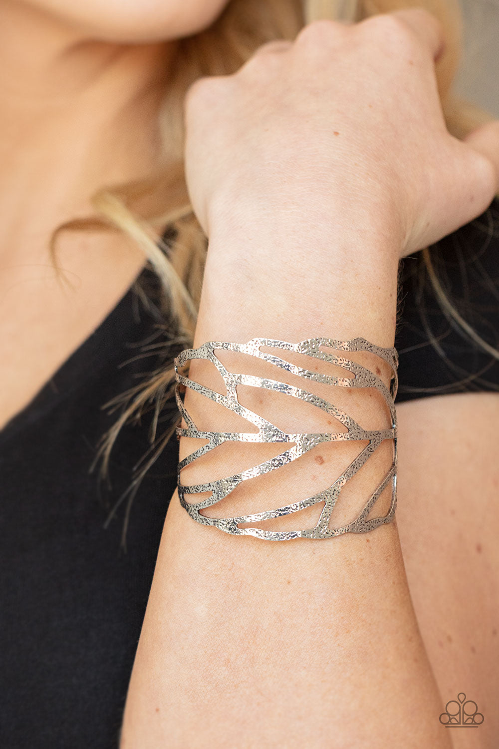 Paparazzi Bracelets - Flock, Stock and Barrel - Silver Cuff
