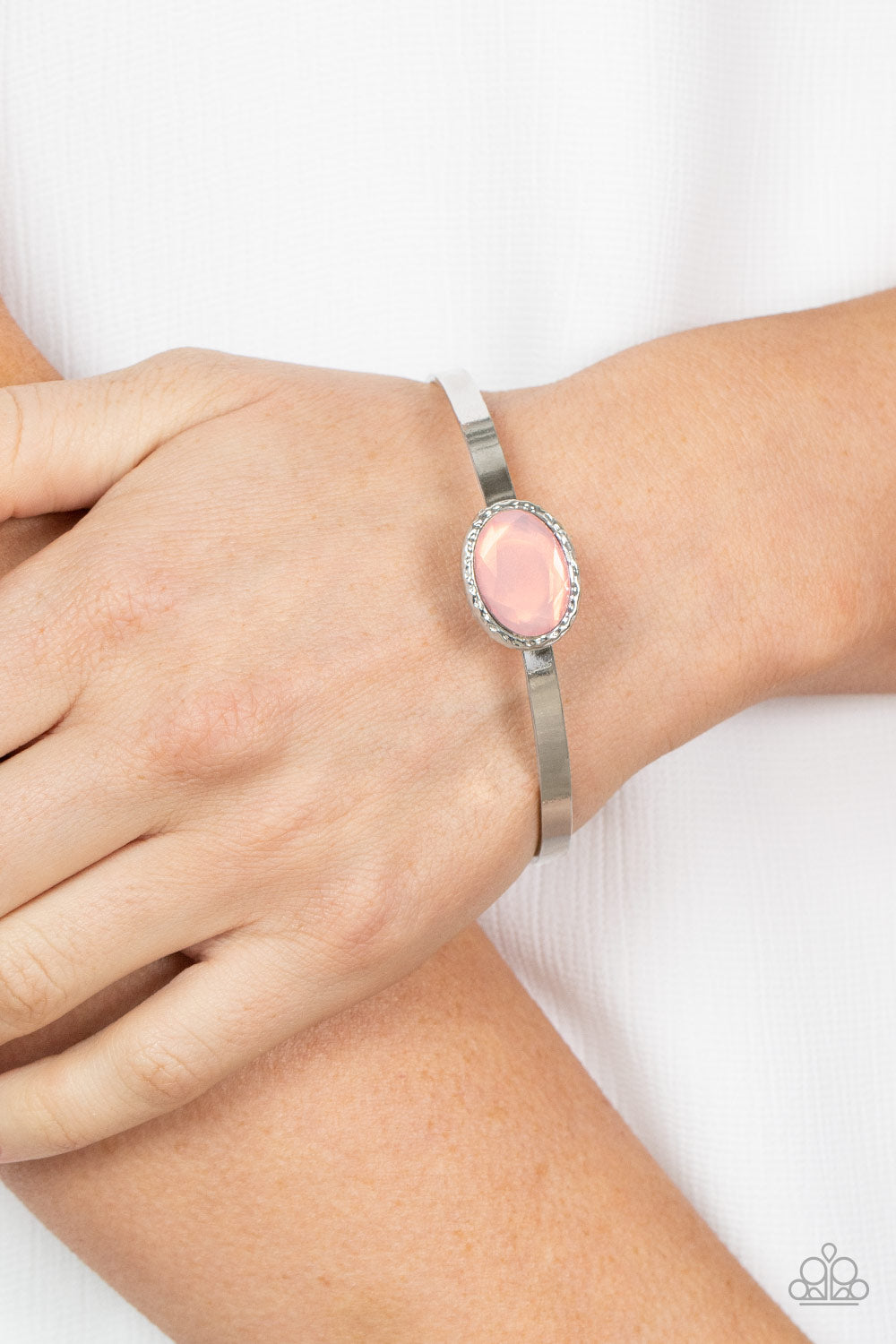 Paparazzi Bracelets - Misty Meadow - Pink