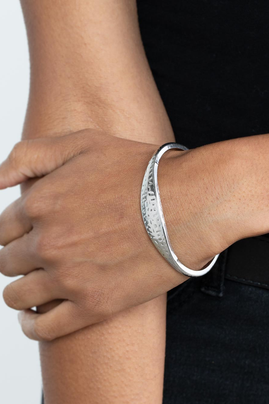 Paparazzi Bracelets - Ancient Accolade - Silver