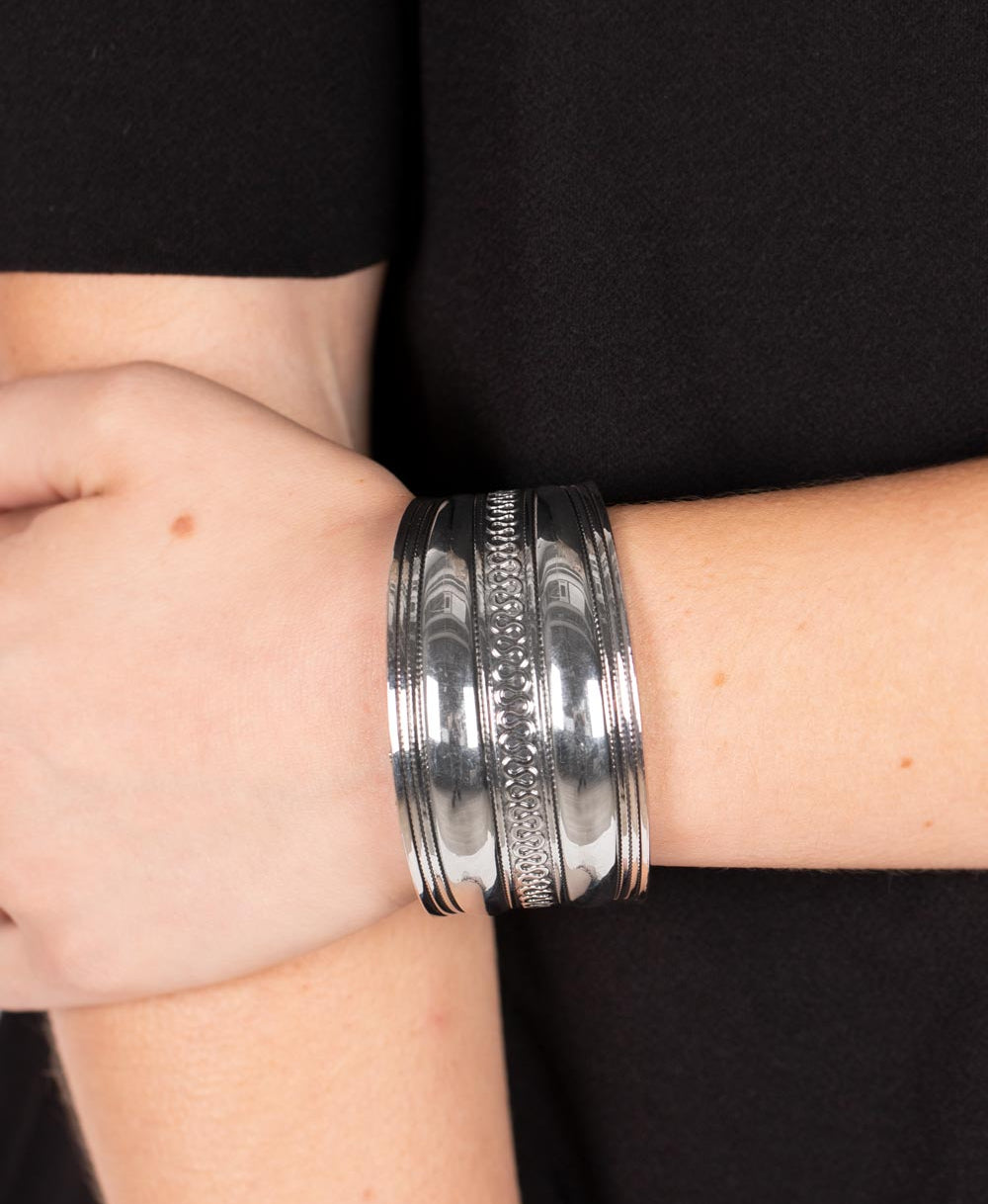 Paparazzi Bracelets - Egyptian Essence - Silver