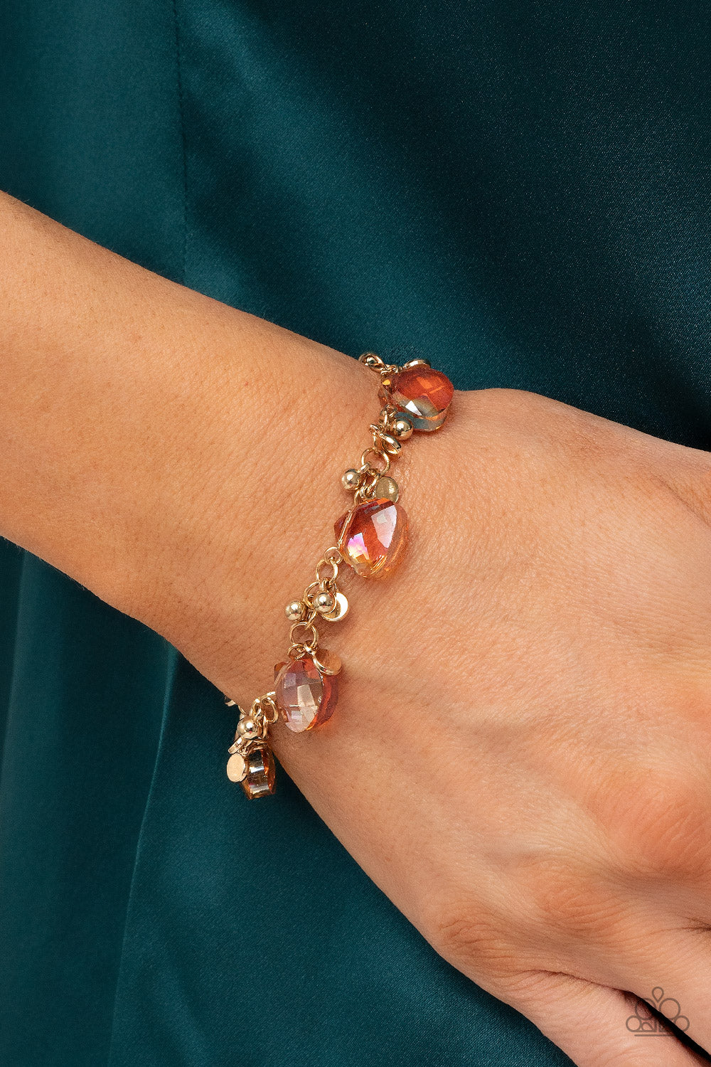 Paparazzi Bracelets - Super Nova Nouveau - Gold