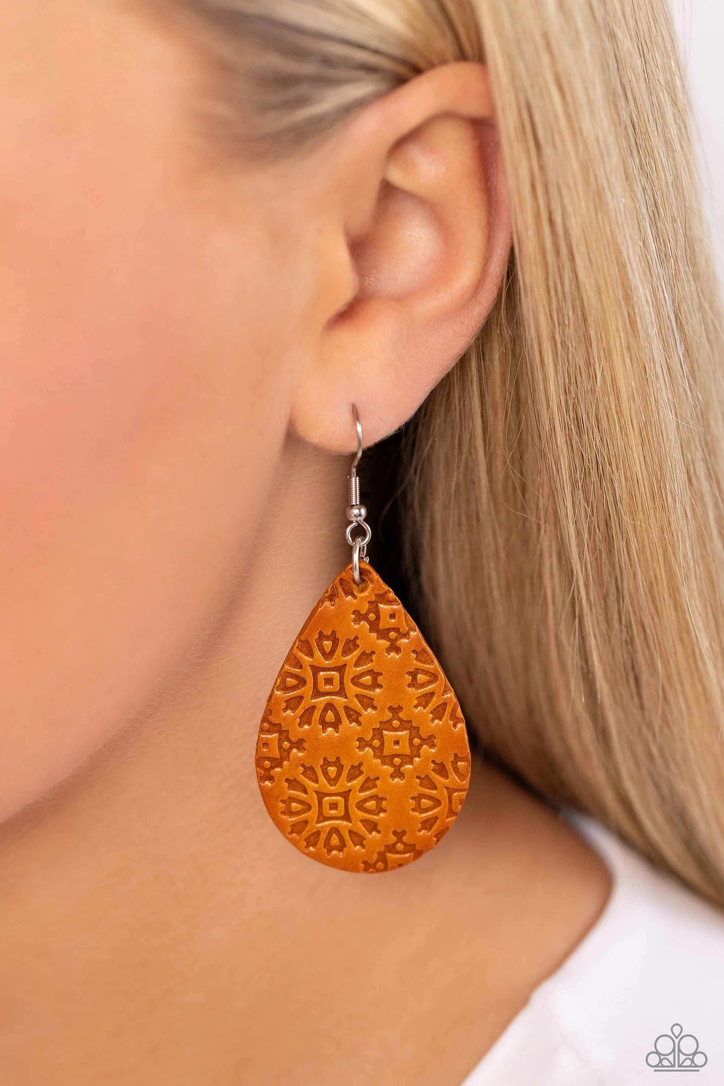 Paparazzi Earrings - Stylishly Subtropical - Orange