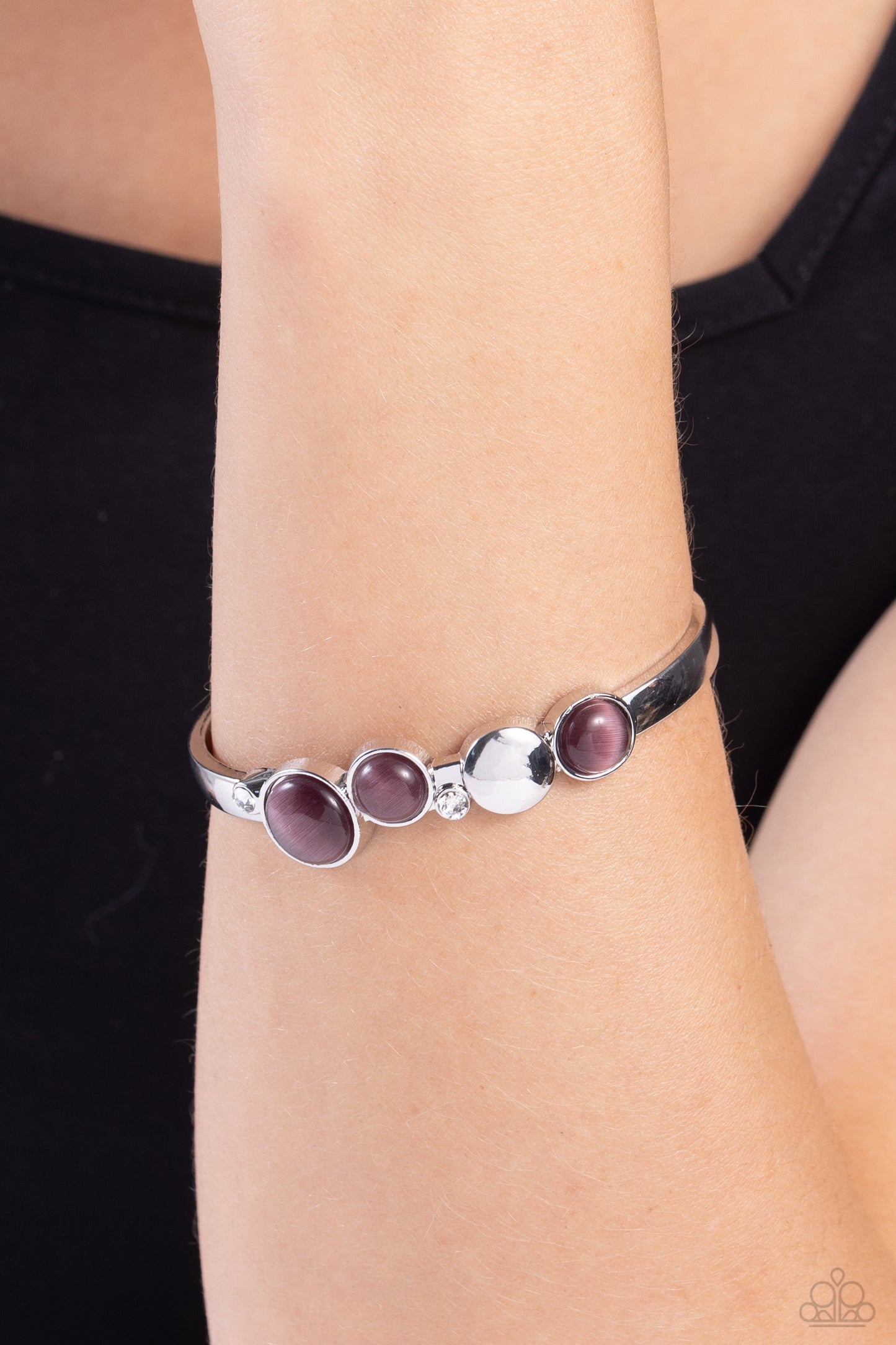 Paparazzi Bracelets - Elegant Escapade - Purple