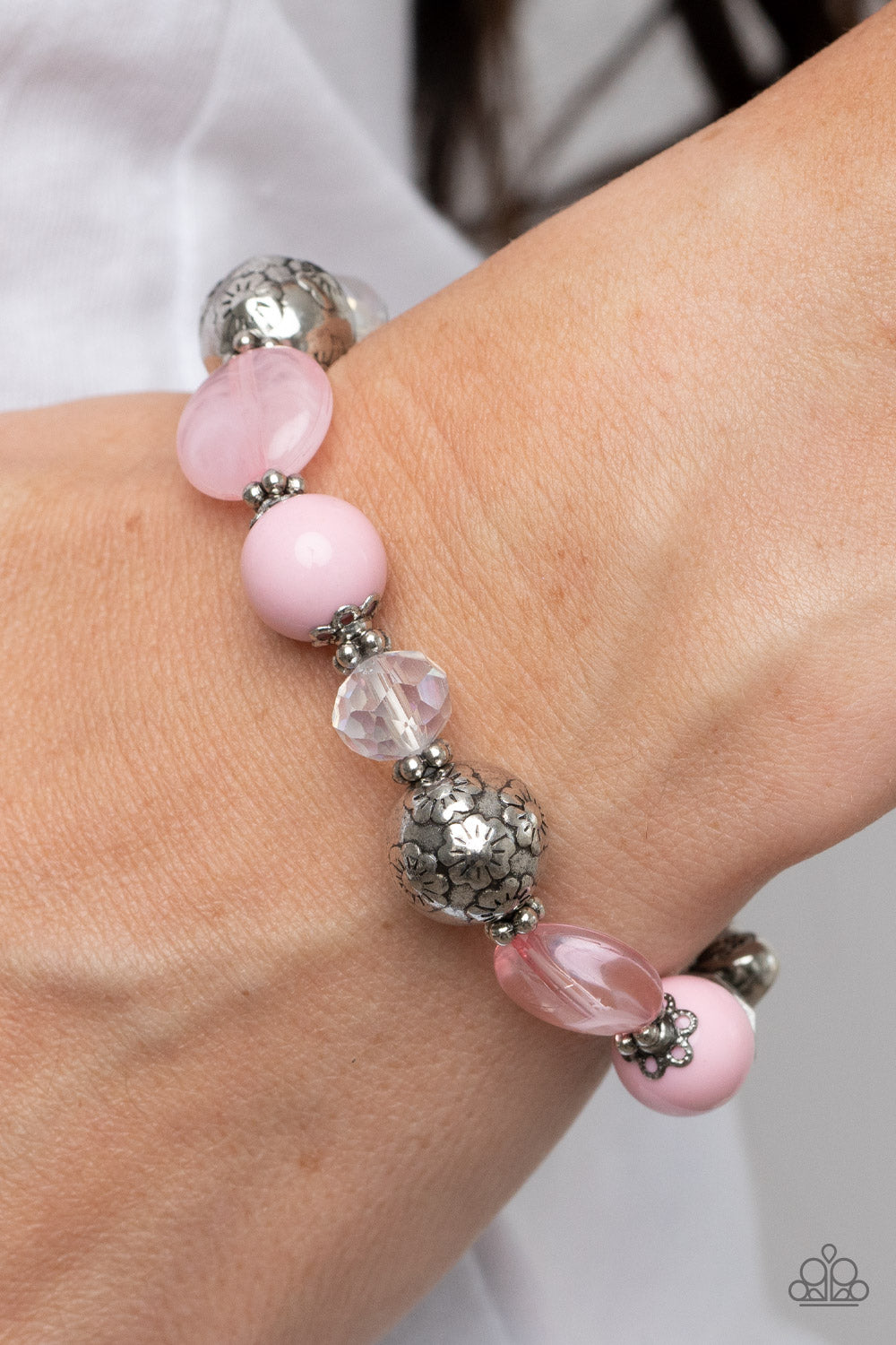 Paparazzi Bracelets - Pretty Persuasion - Pink