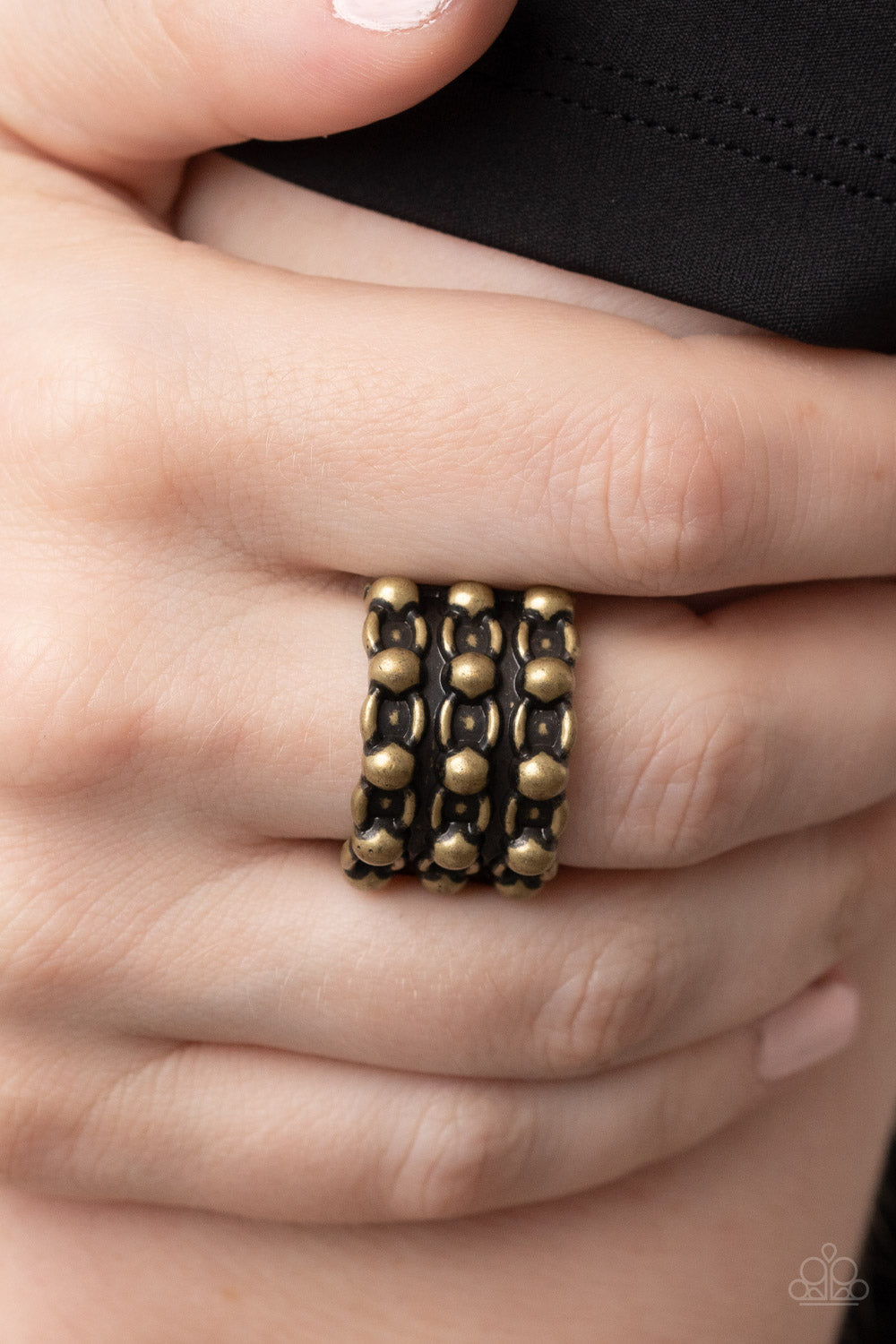 Paparazzi Rings - Dauntless Demeanor - Brass