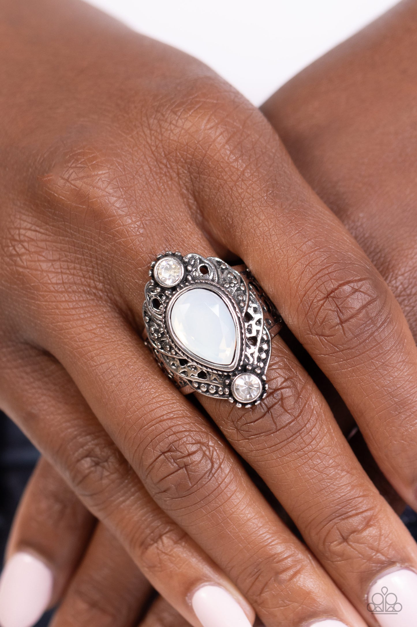 Paparazzi Rings - Mystical Mania - White