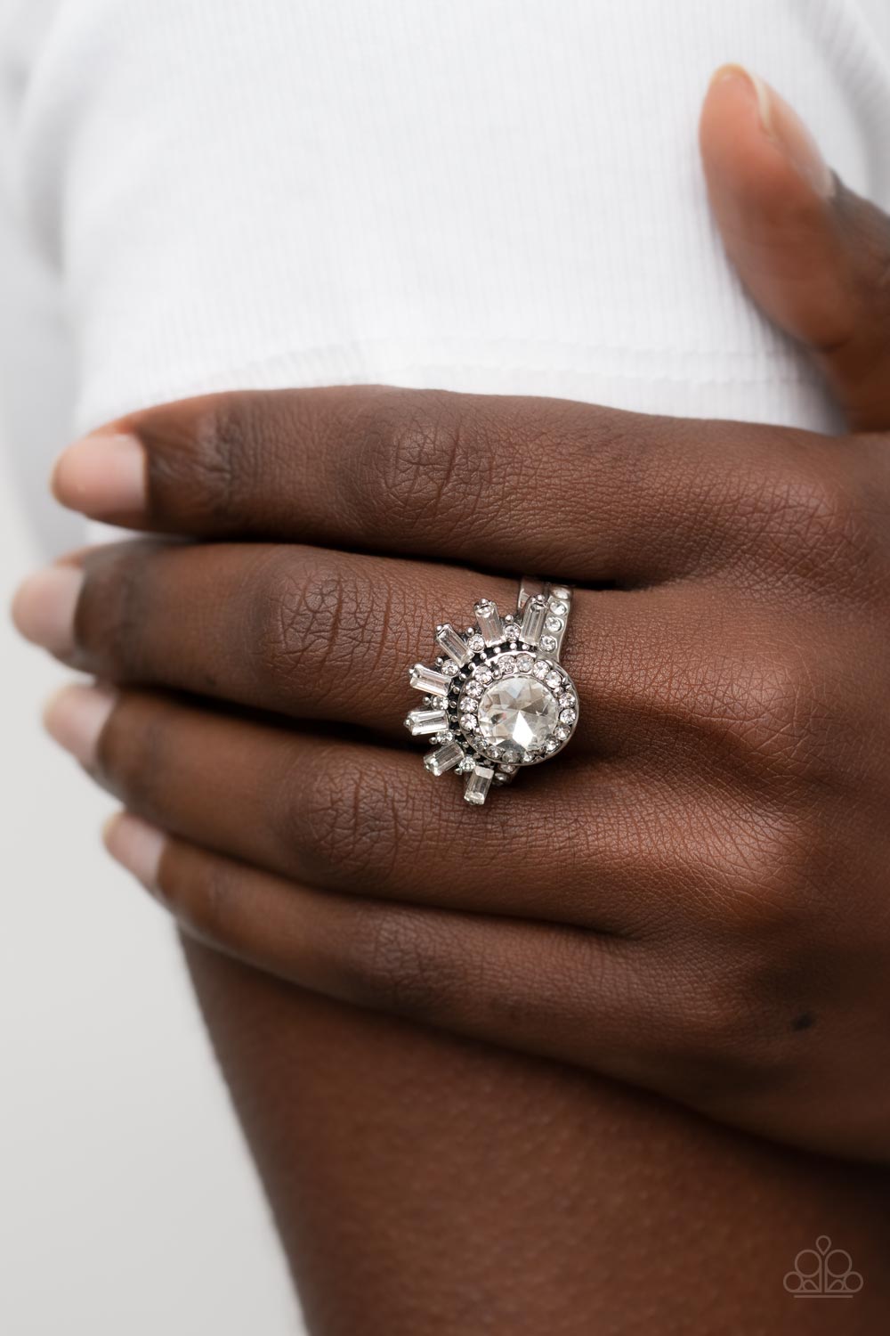 Paparazzi Rings - Ravishing Radiance - White