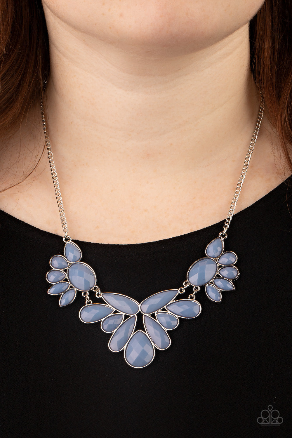 Paparazzi Necklaces - A Passing Fan-cy - Blue