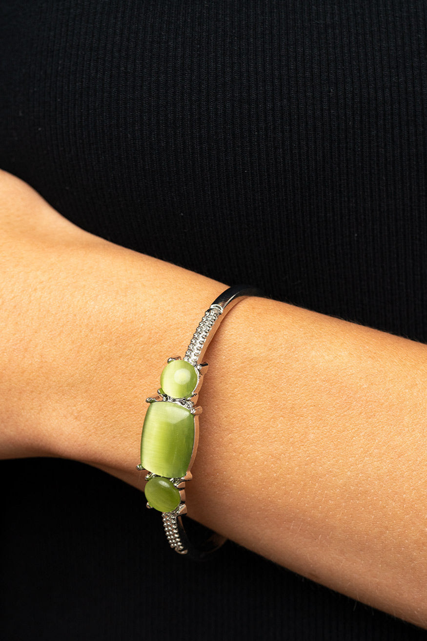 Paparazzi Bracelets - Tranquil Treasure - Green