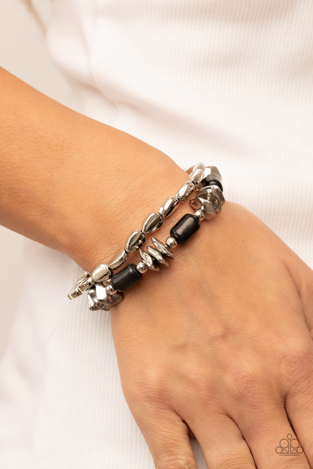 Paparazzi Bracelets - Canyon Cavern - Black