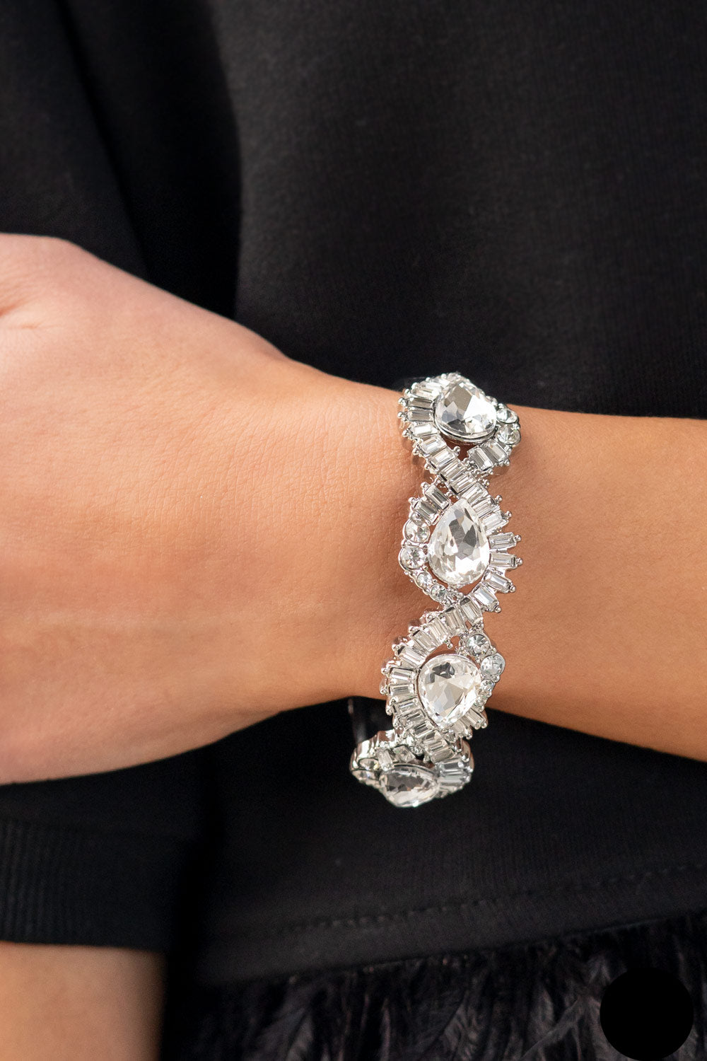 Paparazzi Bracelets - For the Win - White