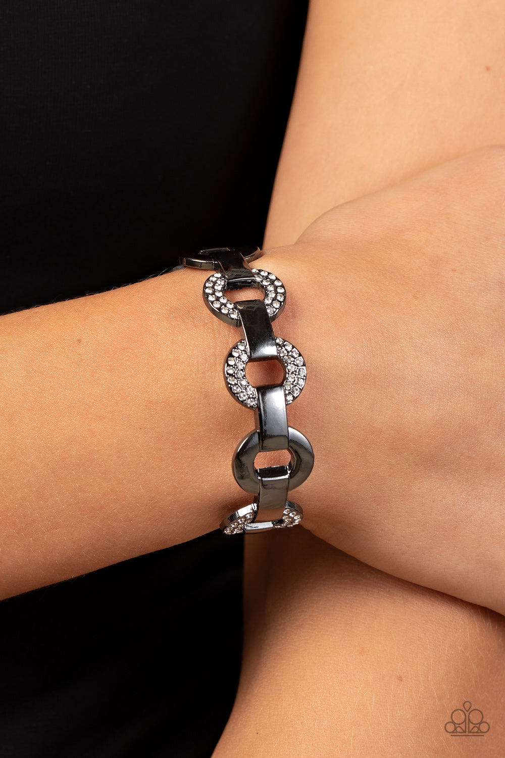 Paparazzi Bracelets - Revolutionary Romantic - Black
