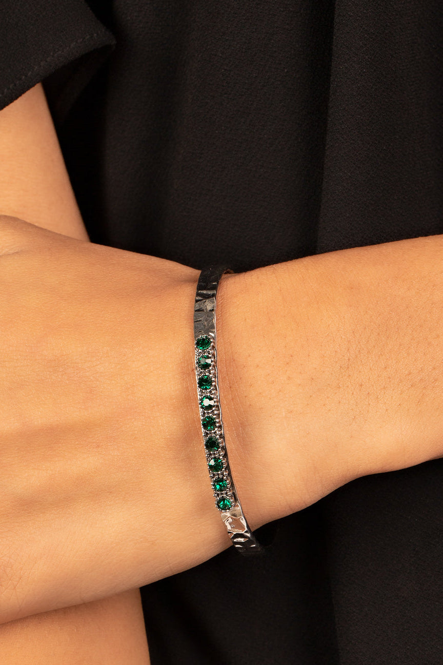 Paparazzi Bracelets - Gives Me the Shimmers - Green